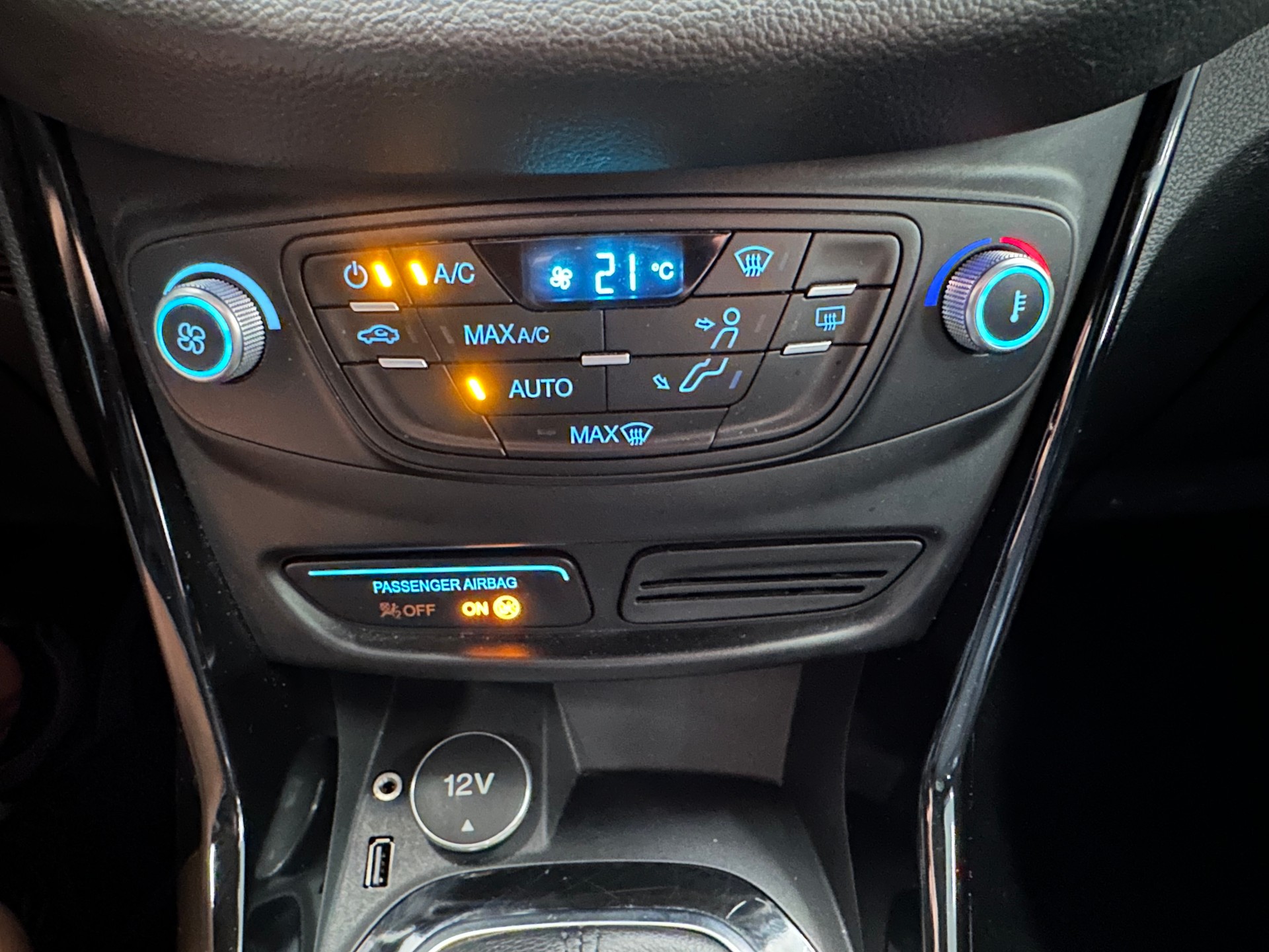 FORD B-Max 1.5 TDCi Trend-image-13