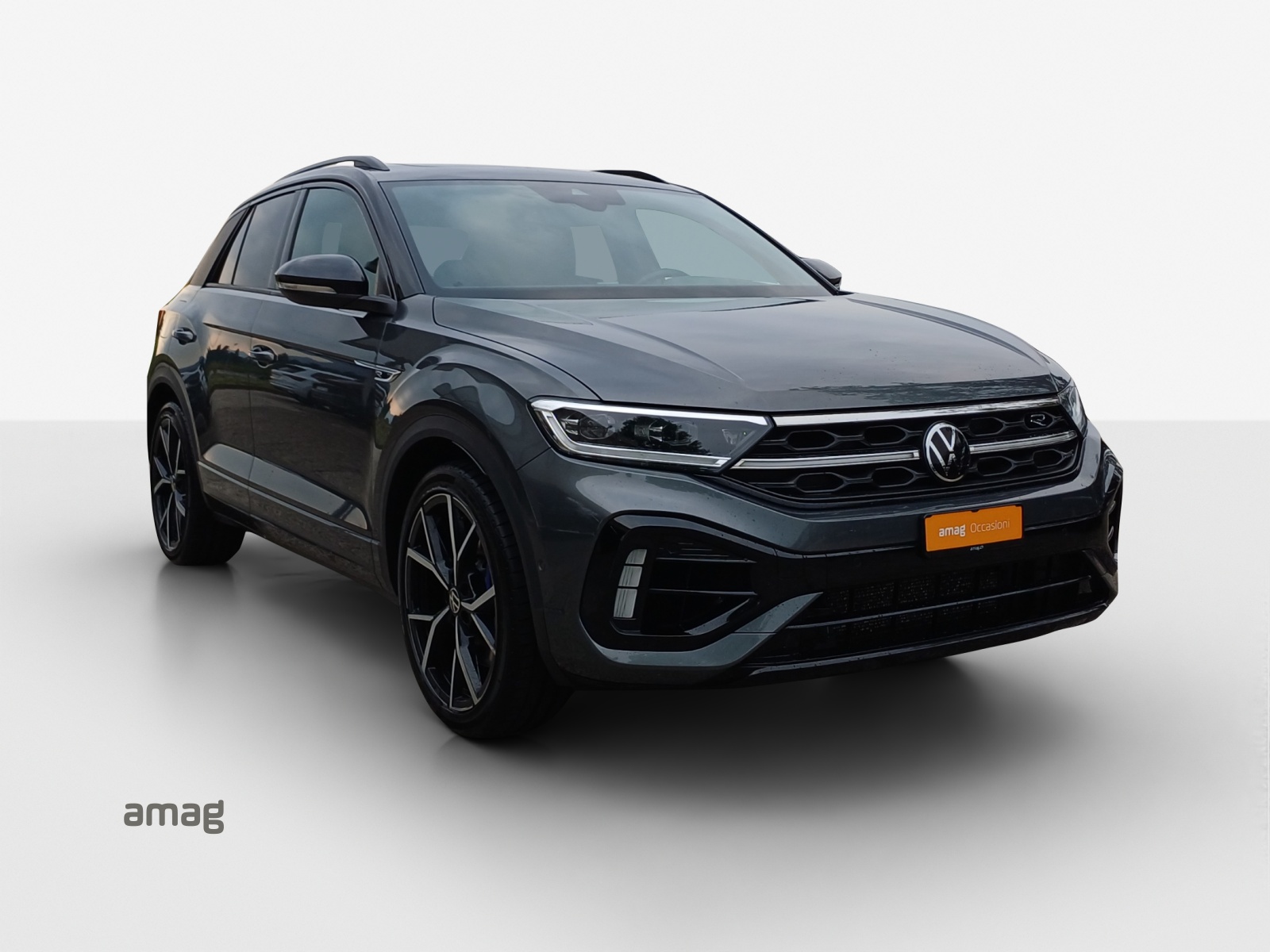 VW T-Roc 2.0 TSI R DSG 4Motion-image-5