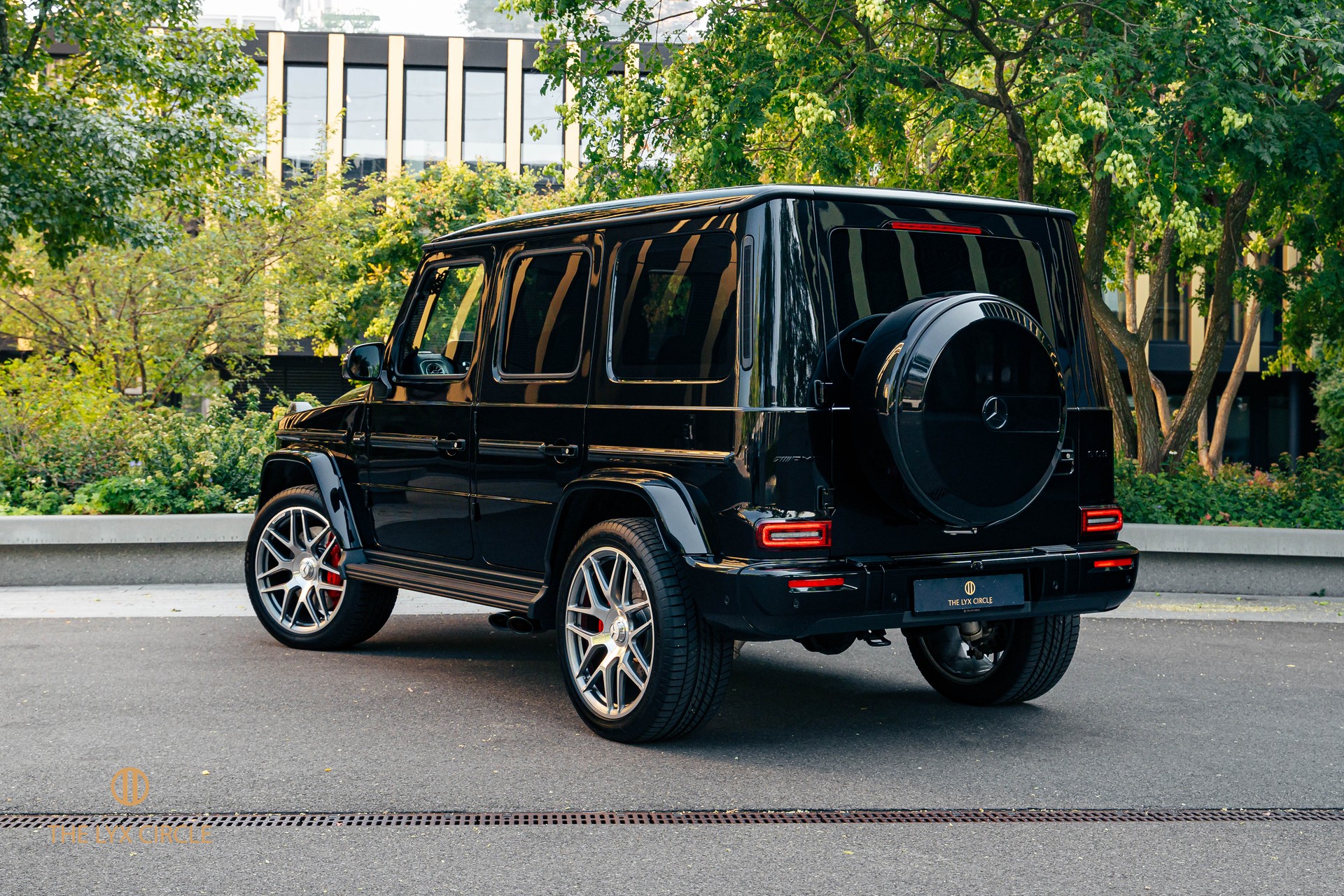 MERCEDES-BENZ G 63 AMG / FACELIFT-image-4