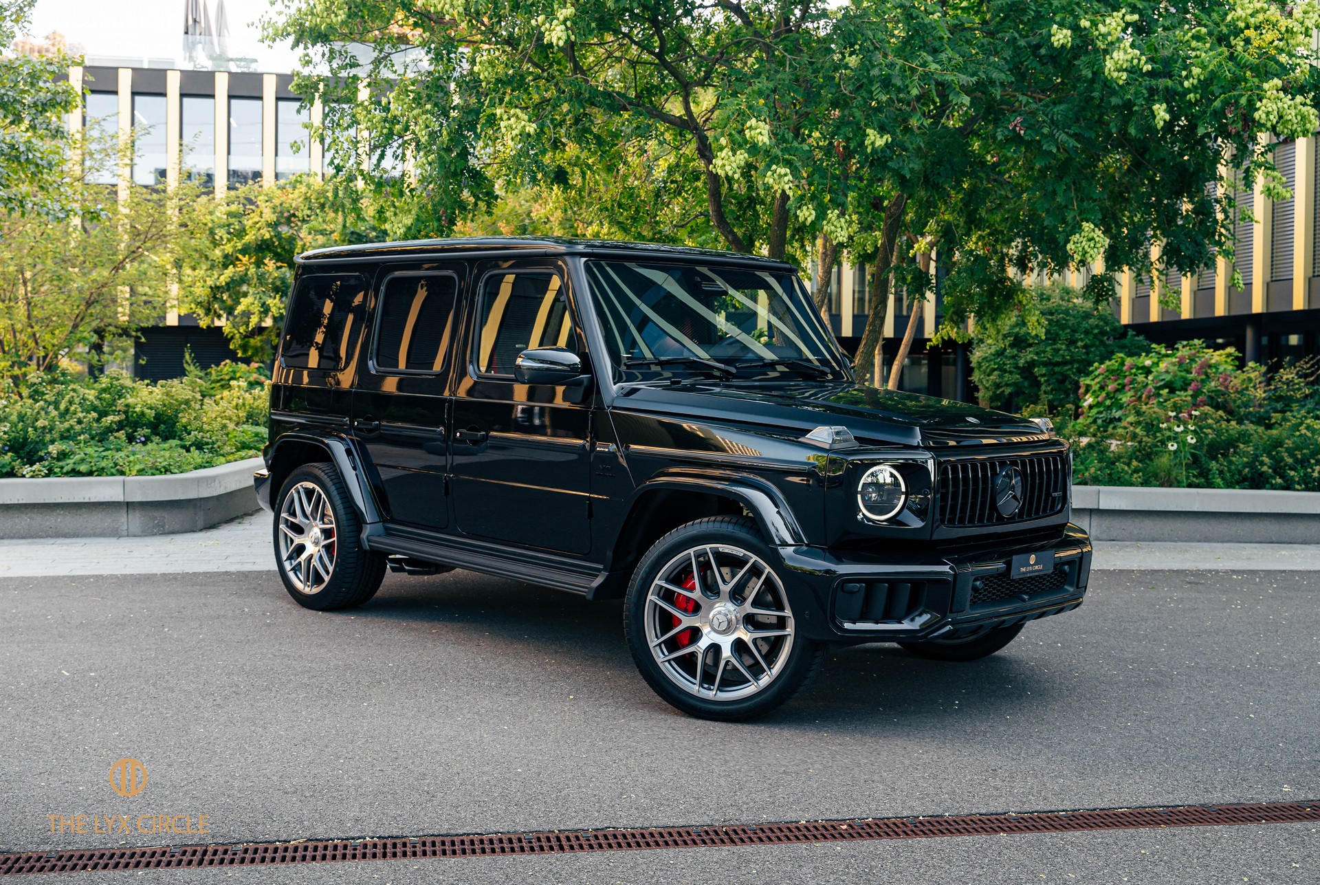MERCEDES-BENZ G 63 AMG / FACELIFT-image-0