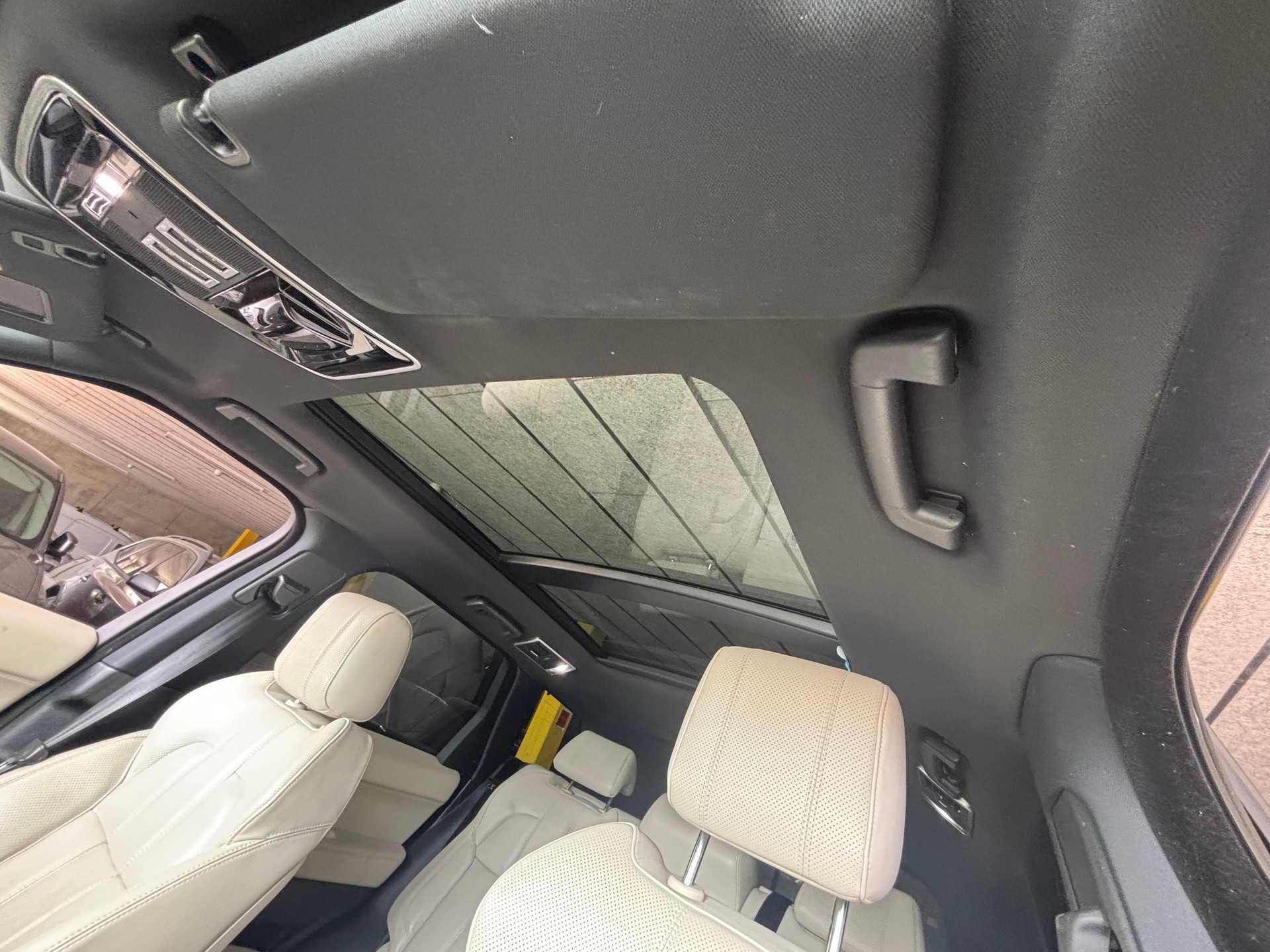 LAND ROVER RANGE ROVER SPORT-image-11