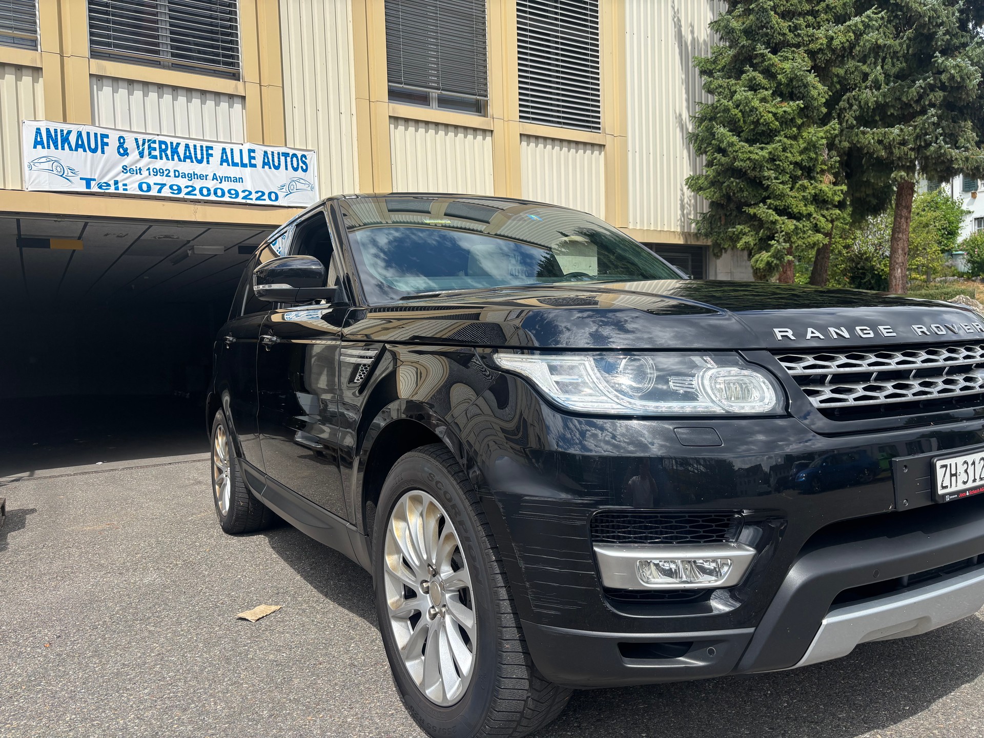 LAND ROVER RANGE ROVER SPORT-image-1
