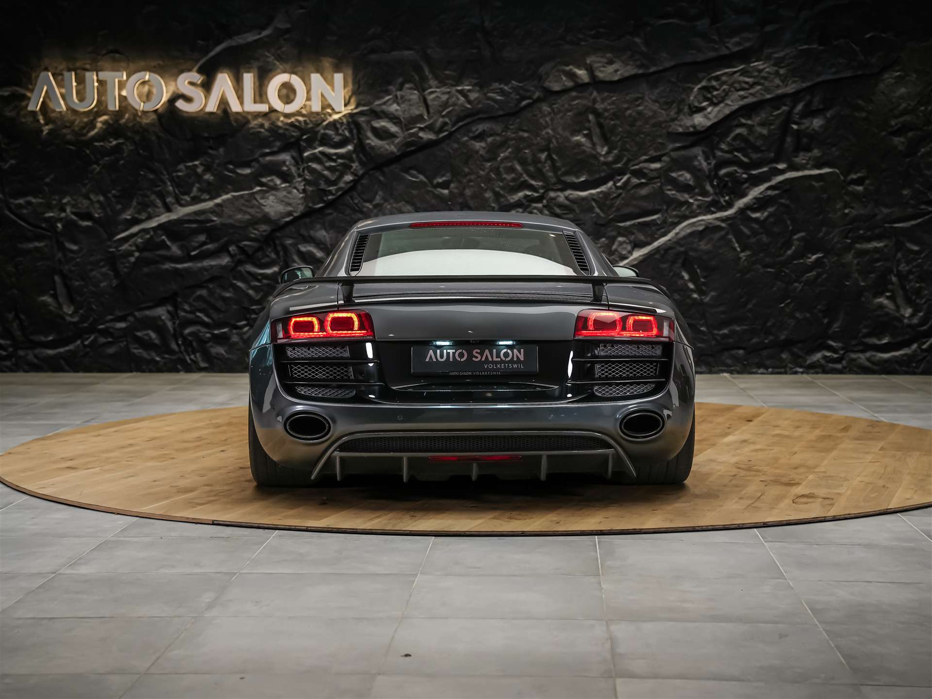 AUDI R8 Coupé 5.2 R-Tronic *H&R Gewindefahrwerk*Carbon Interieur*Carbon Exterieur*-showroom-element-3