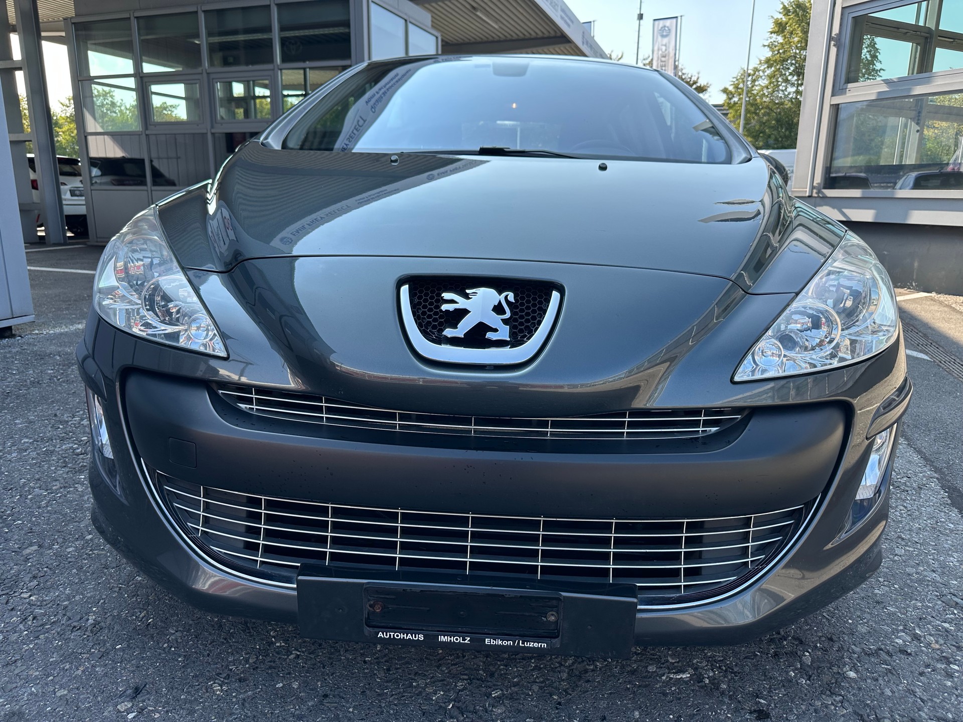 PEUGEOT 308 1.6 16V VTI Sport-image-1