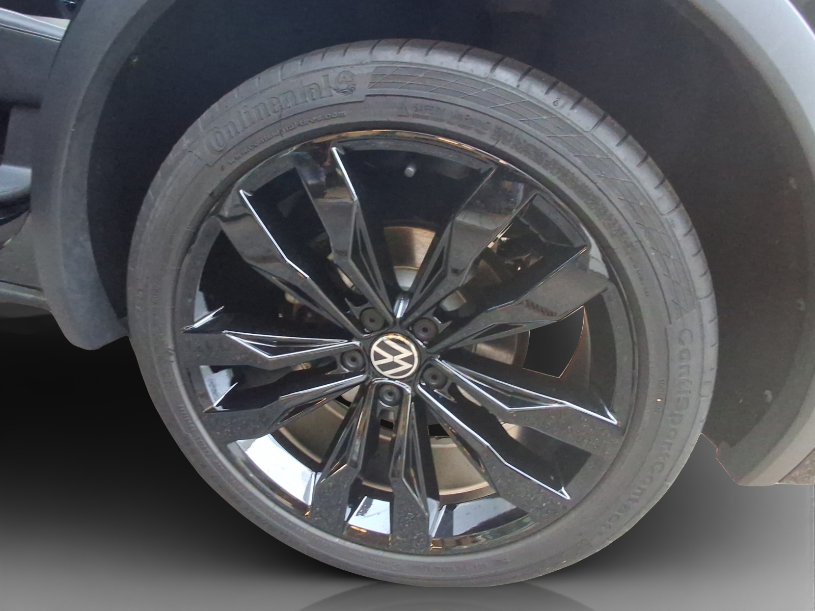 VW Tiguan Allspace 2.0TSI R-Line 4Motion DSG-image-14