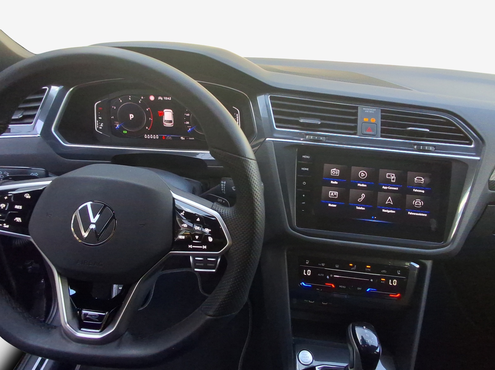 VW Tiguan Allspace 2.0TSI R-Line 4Motion DSG-image-8