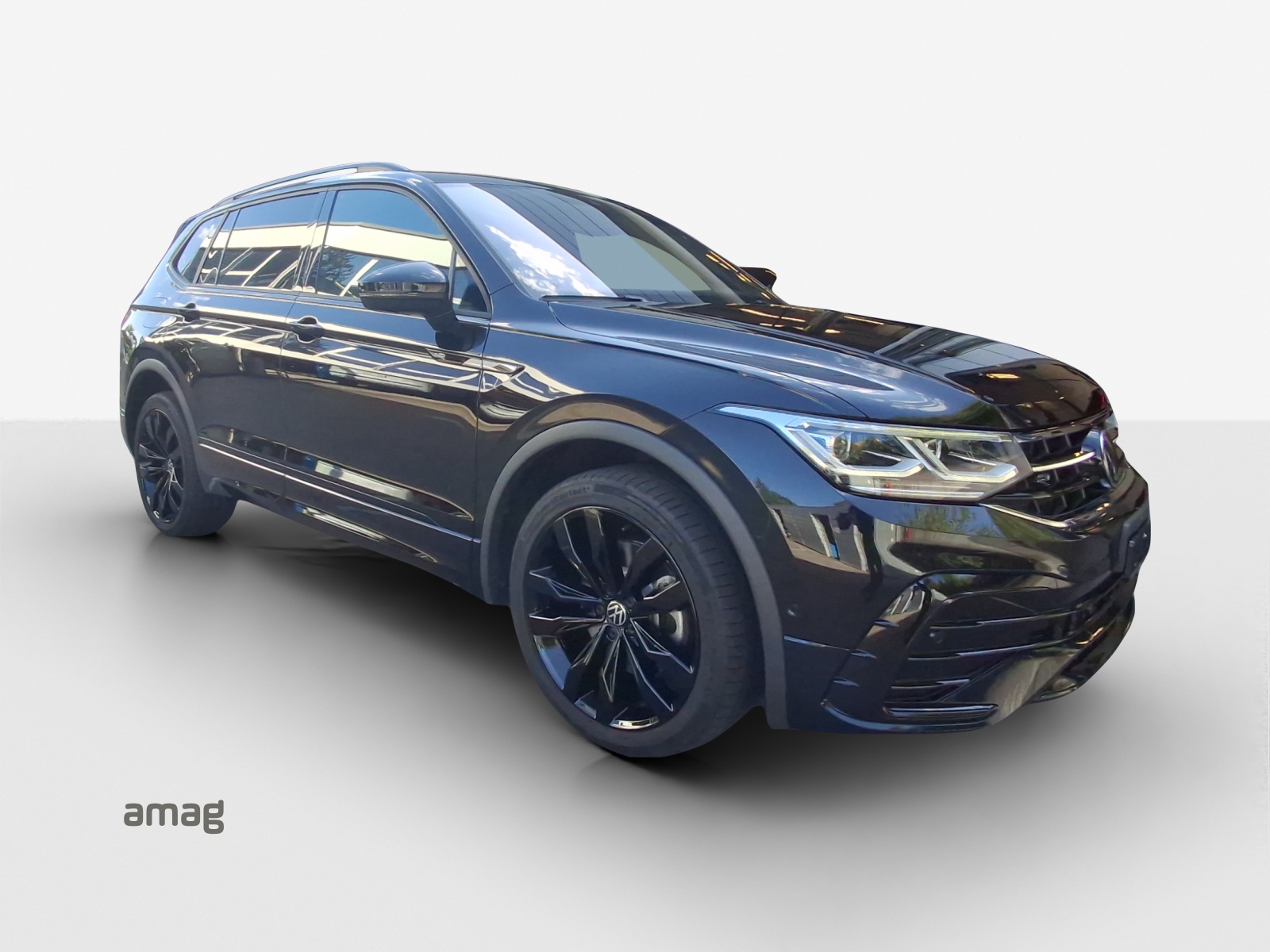 VW Tiguan Allspace 2.0TSI R-Line 4Motion DSG-image-5
