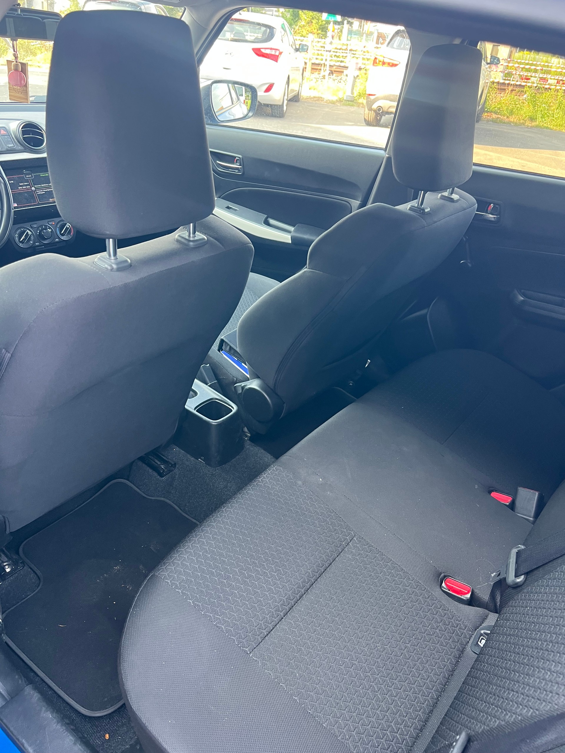 SUZUKI Swift 1.2i Tradizio Allgrip 4x4-image-9