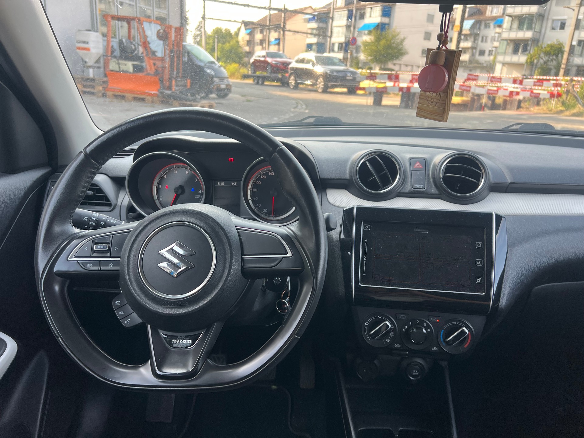 SUZUKI Swift 1.2i Tradizio Allgrip 4x4-image-10