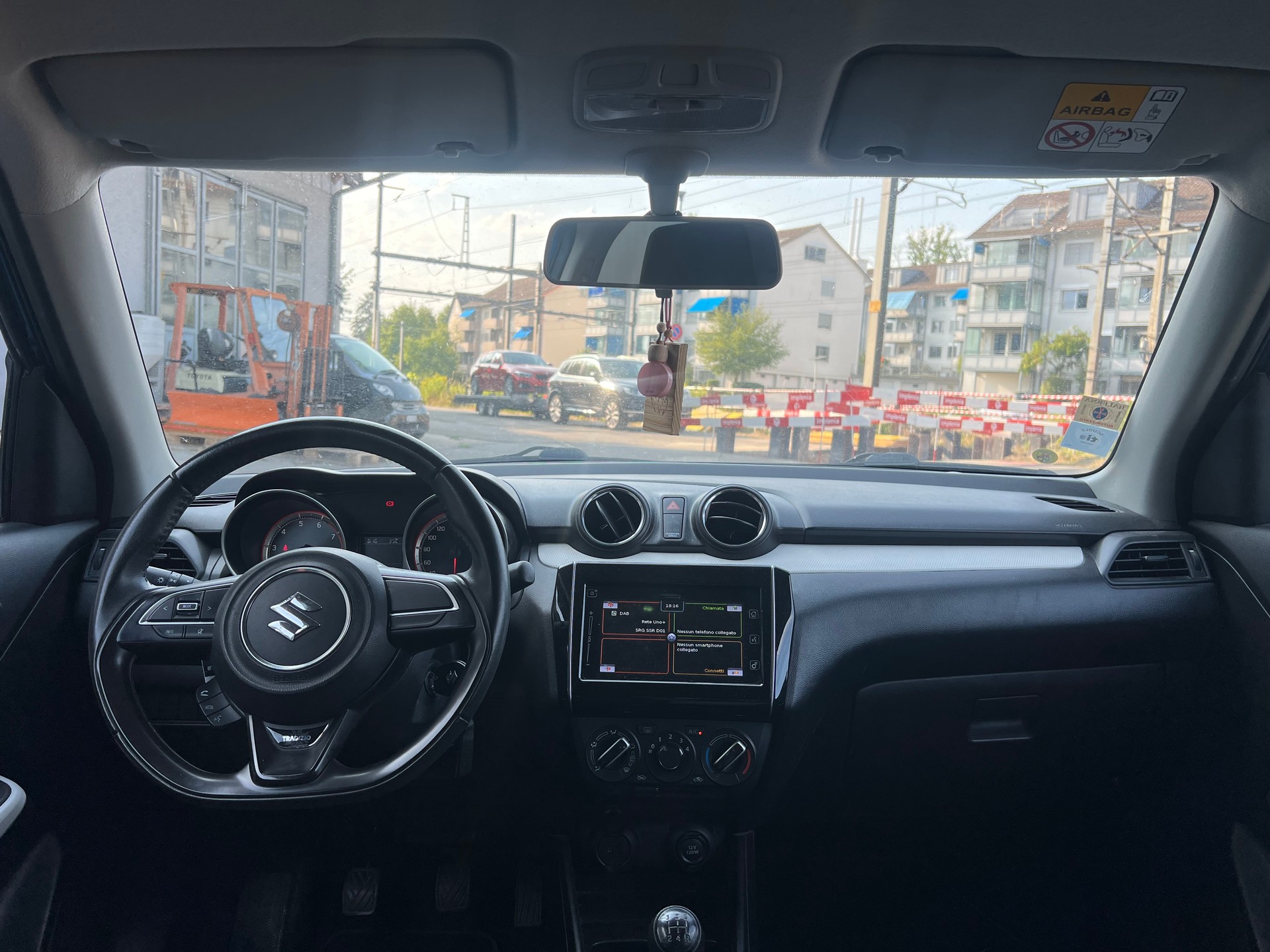 SUZUKI Swift 1.2i Tradizio Allgrip 4x4-image-11