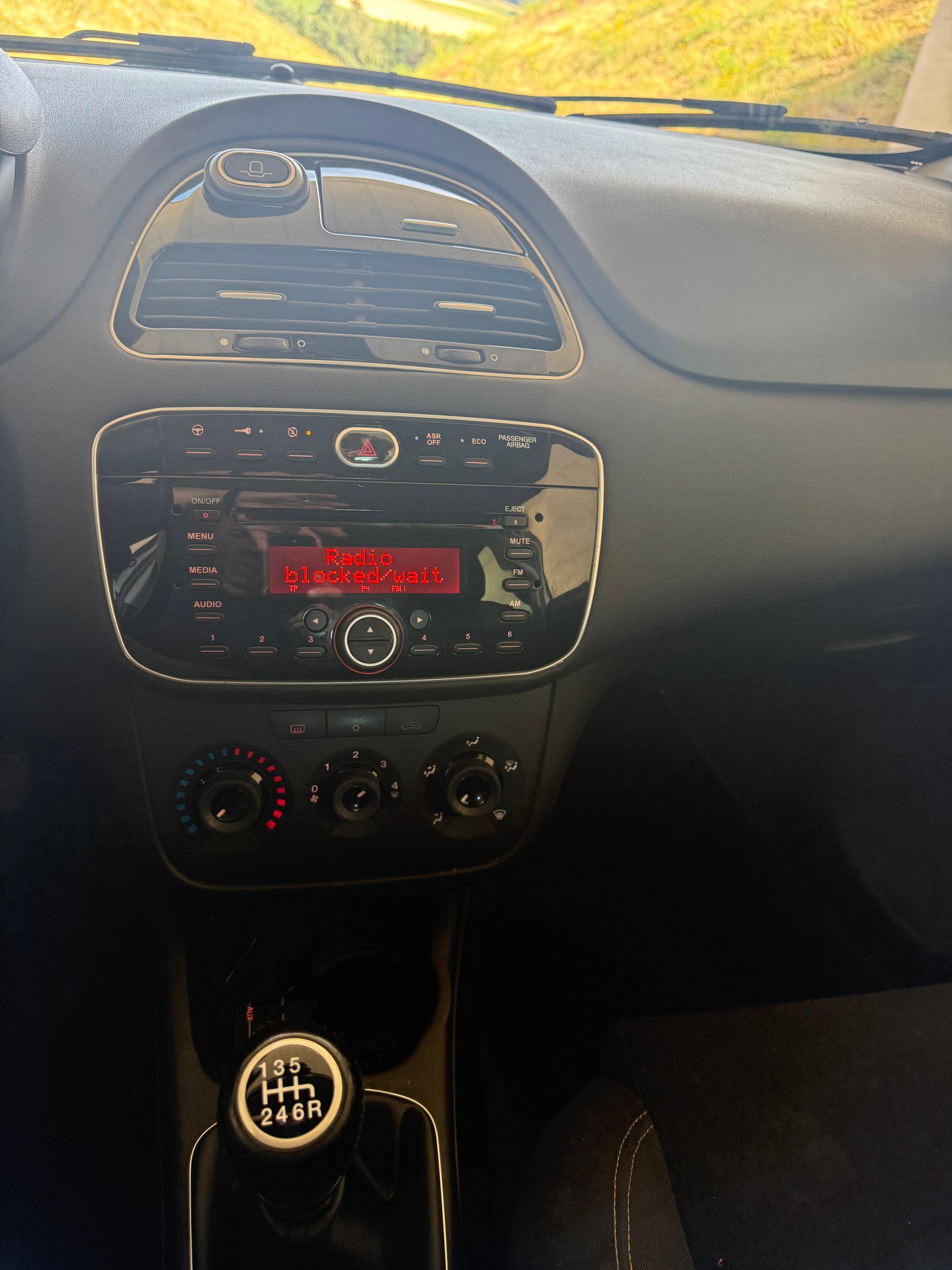 FIAT Punto 0.9 Twinair Young-image-12