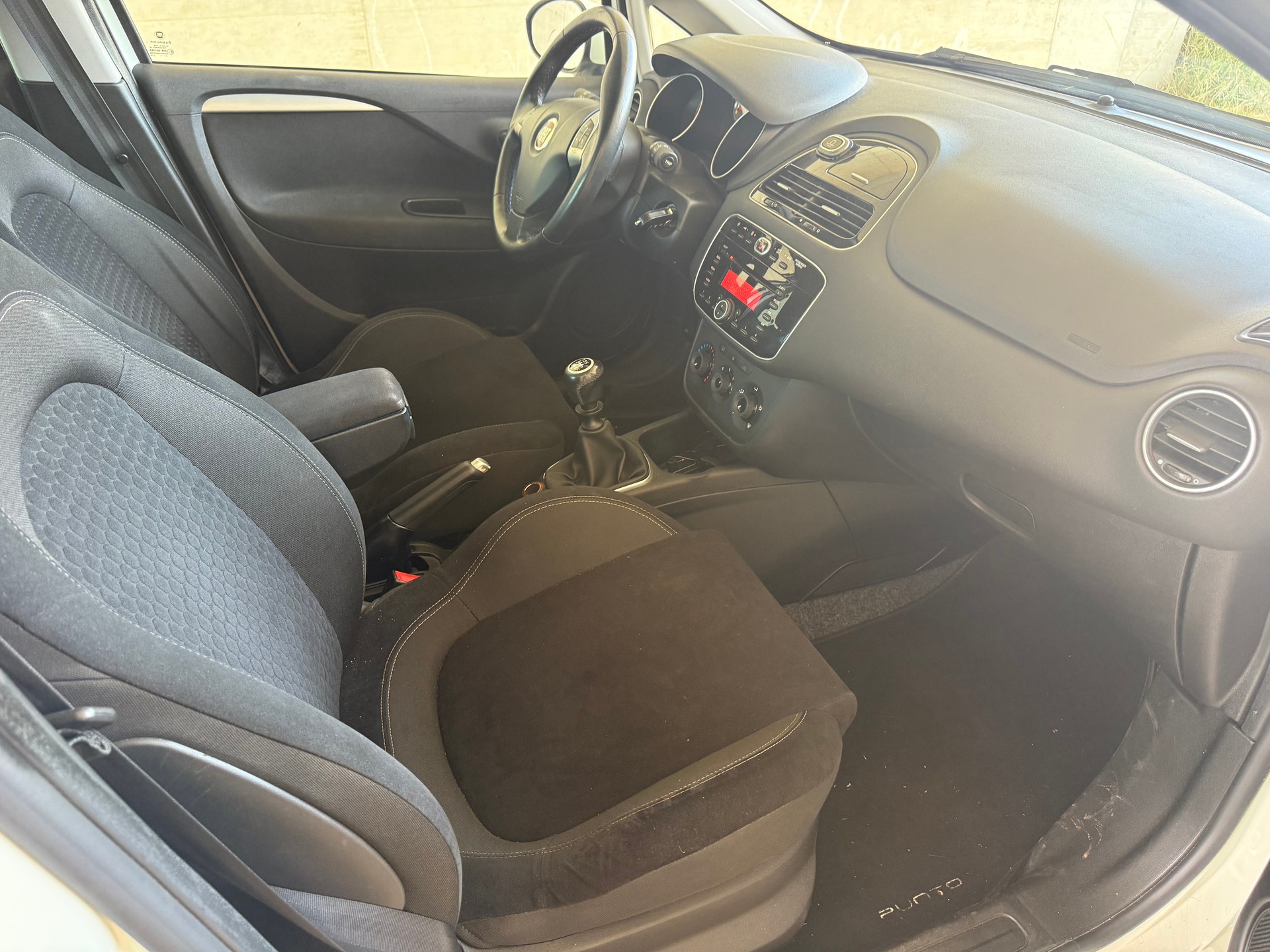 FIAT Punto 0.9 Twinair Young-image-6