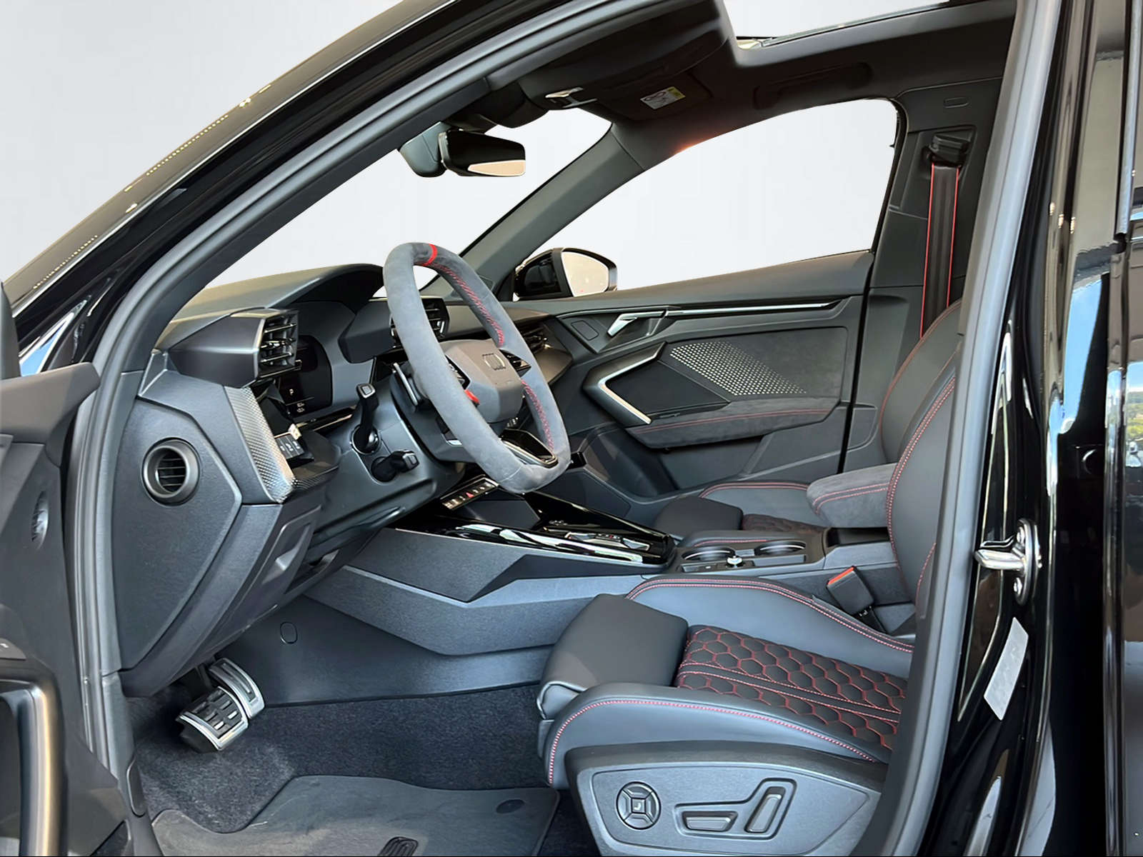 AUDI RS 3 SB quattro S tronic 2500ccm 400PS/294kW 5 Zylinder TFSI Benzin-image-7