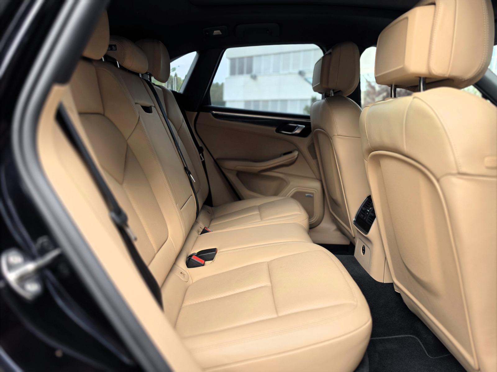 PORSCHE Macan PDK-image-15