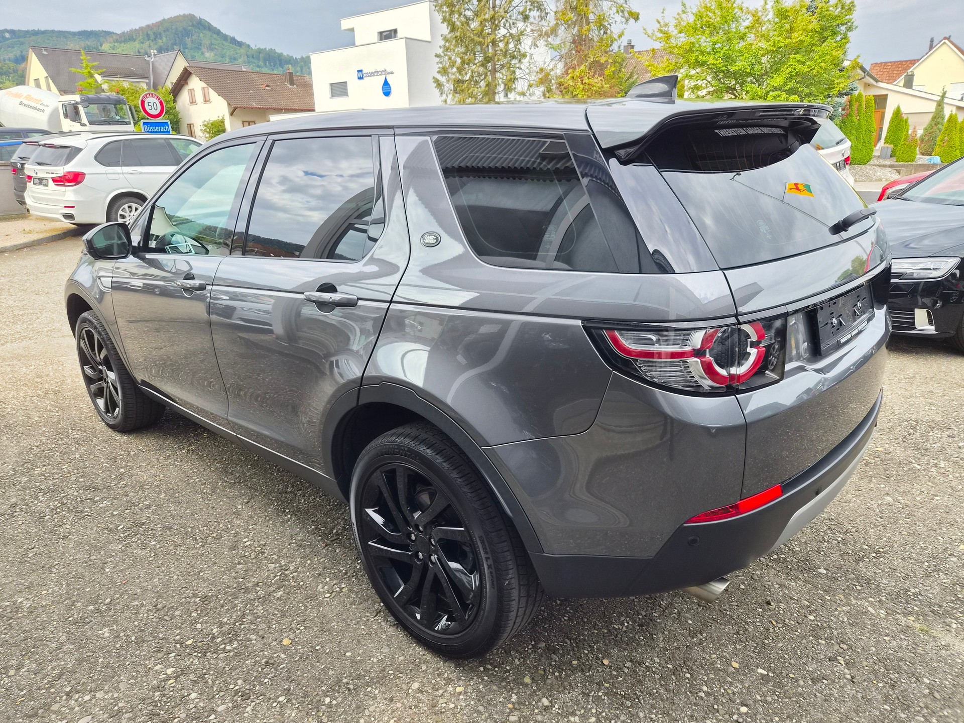LAND ROVER Discovery Sport 2.0 TD4 HSE Luxury AT9 Ausführung 7 Sitzplätze-image-3