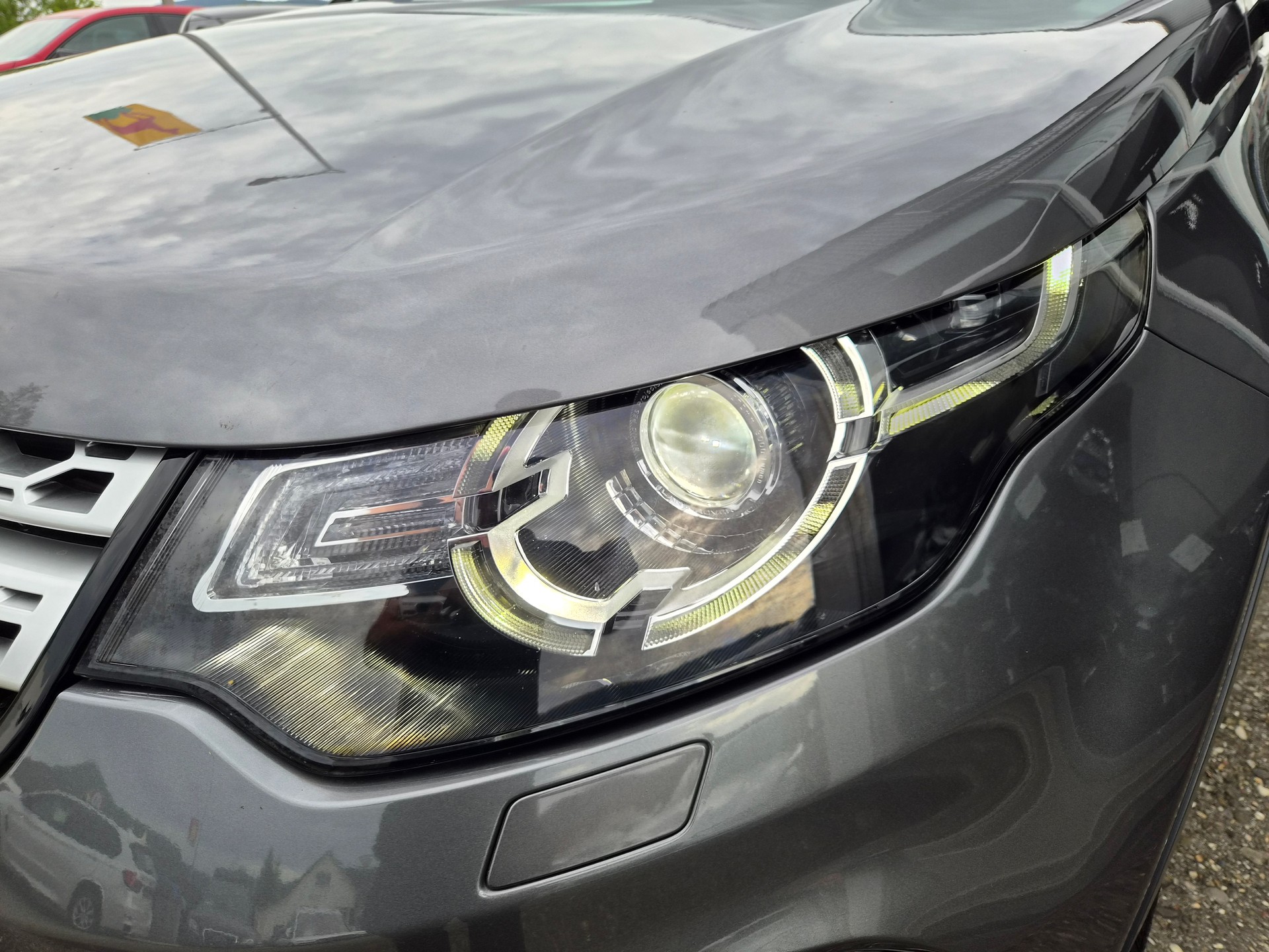 LAND ROVER Discovery Sport 2.0 TD4 HSE Luxury AT9 Ausführung 7 Sitzplätze-image-26