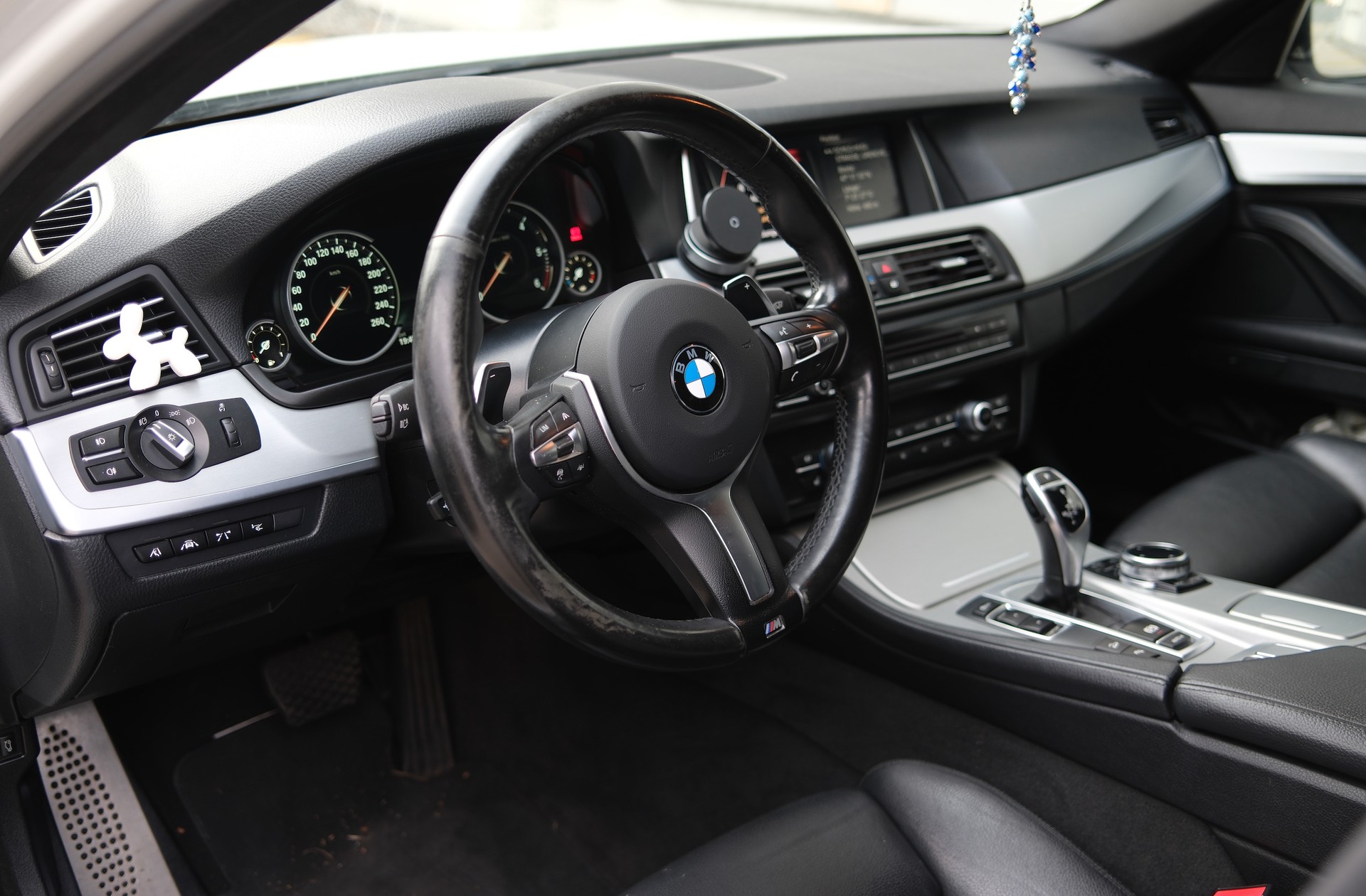 BMW 530d Touring xDrive Steptronic-image-4
