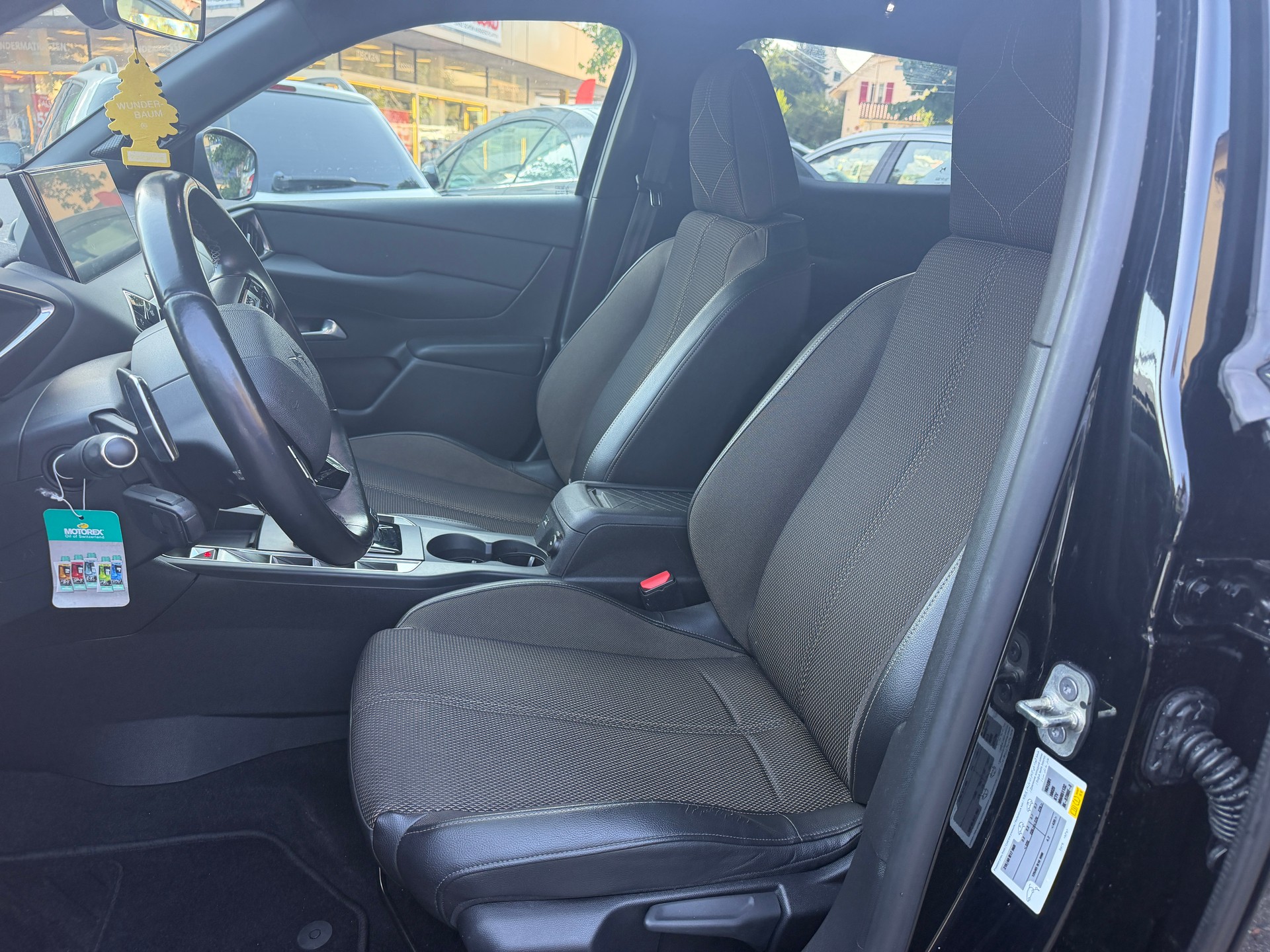DS AUTOMOBILES DS 3 Crossback 1.2 PureTech Club EAT8-image-7