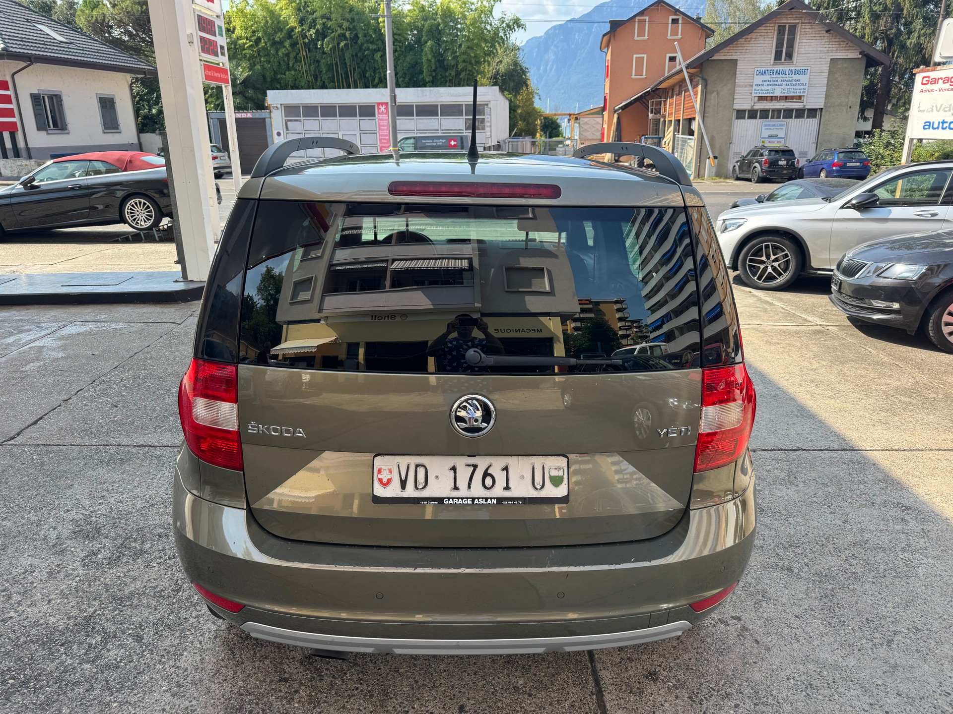 SKODA Yeti 1.2 TSI Ambition 4x2 DSG-image-2