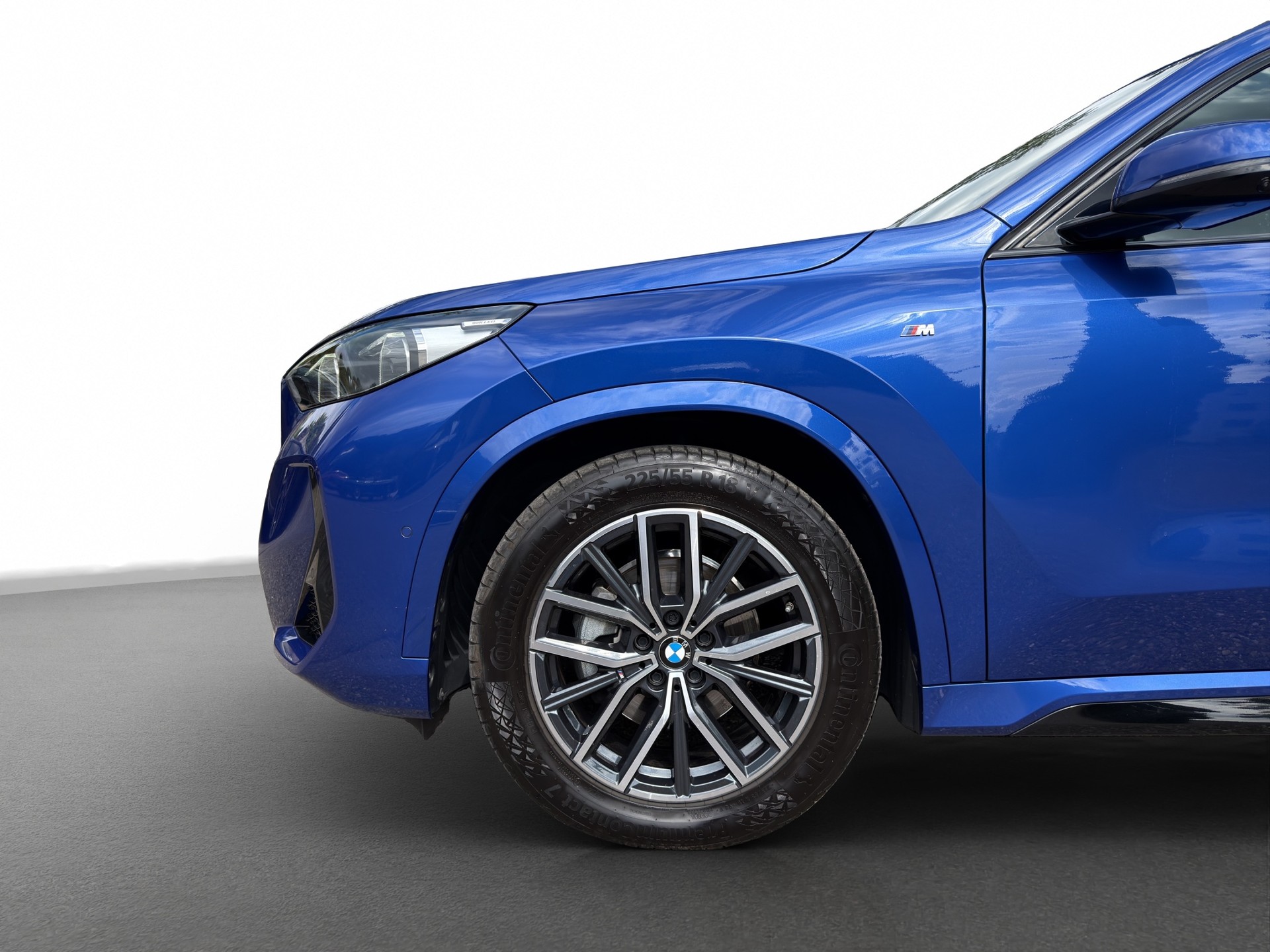 BMW X1 xDrive 20d 48V M Sport *MEGA AUSTATTUNG/HarmanKardon/DrivingAssitantPro/360°Cam*-image-3