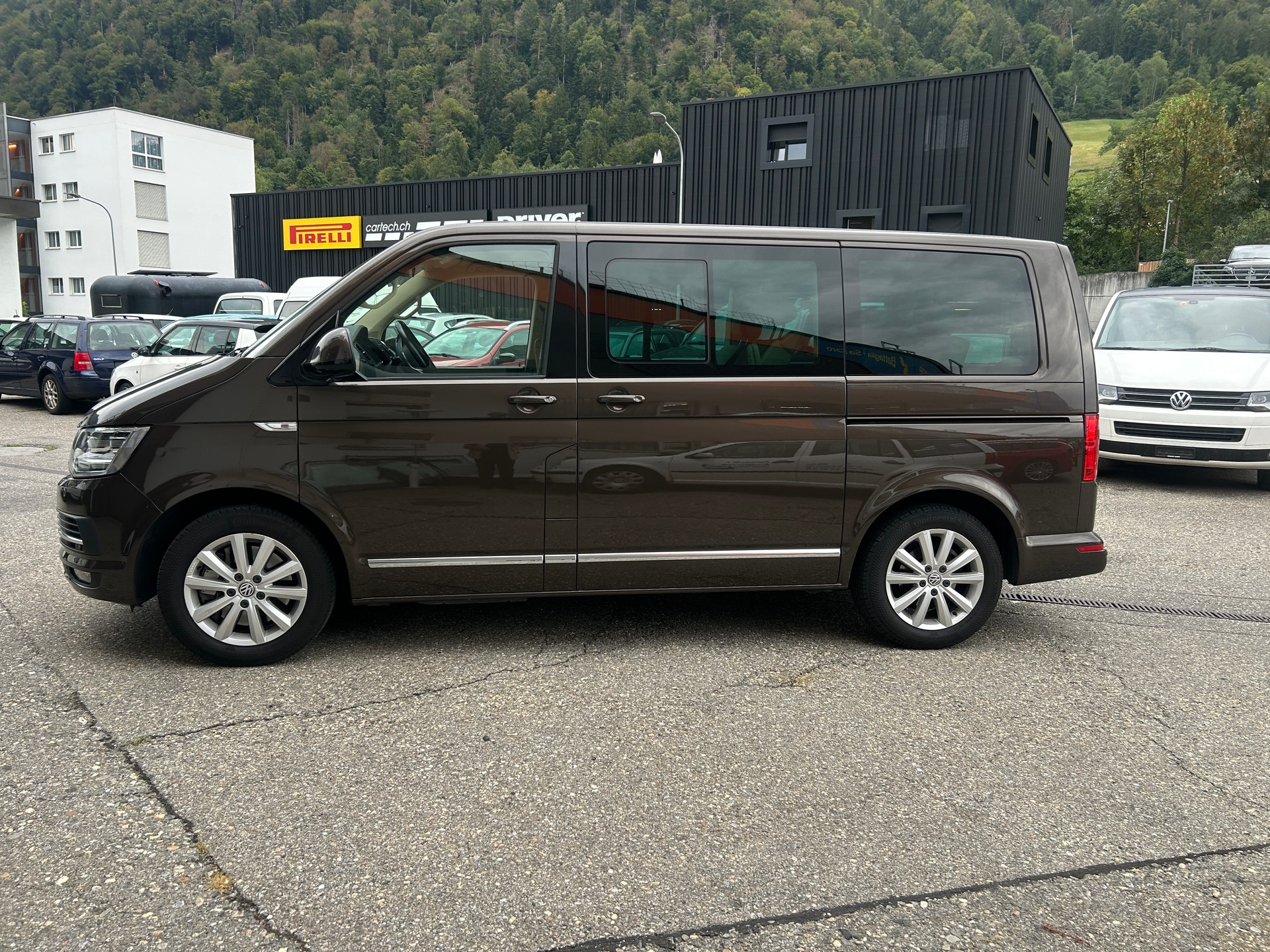 VW T6 Multivan 2.0 Bi-TDI Highline Liberty 4Mot. DSG-image-2