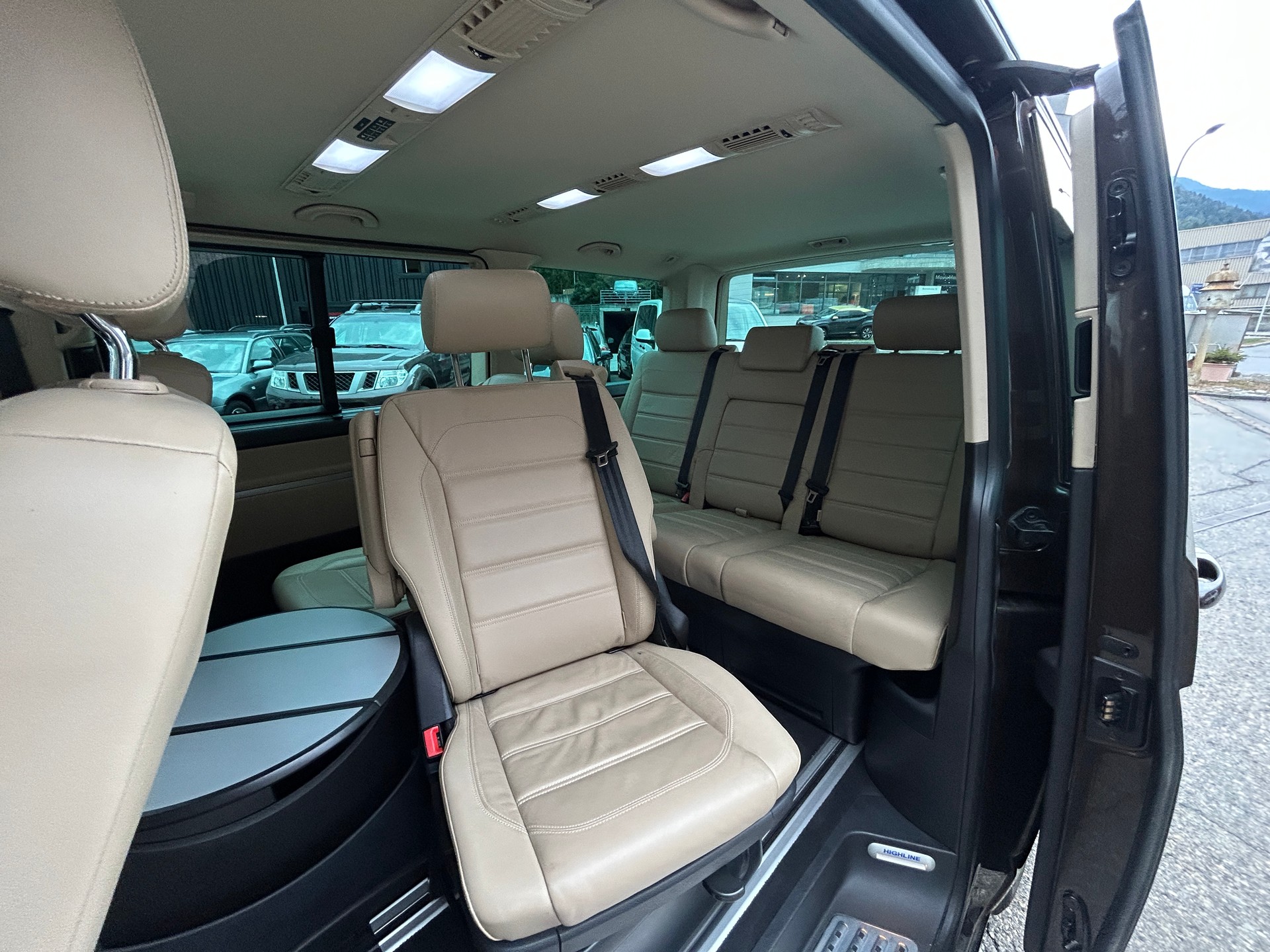 VW T6 Multivan 2.0 Bi-TDI Highline Liberty 4Mot. DSG-image-9