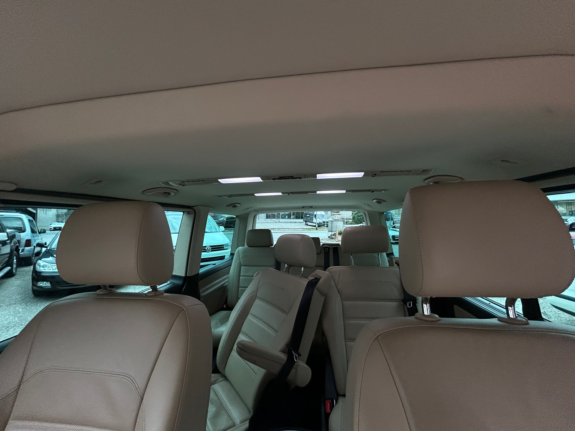 VW T6 Multivan 2.0 Bi-TDI Highline Liberty 4Mot. DSG-image-13