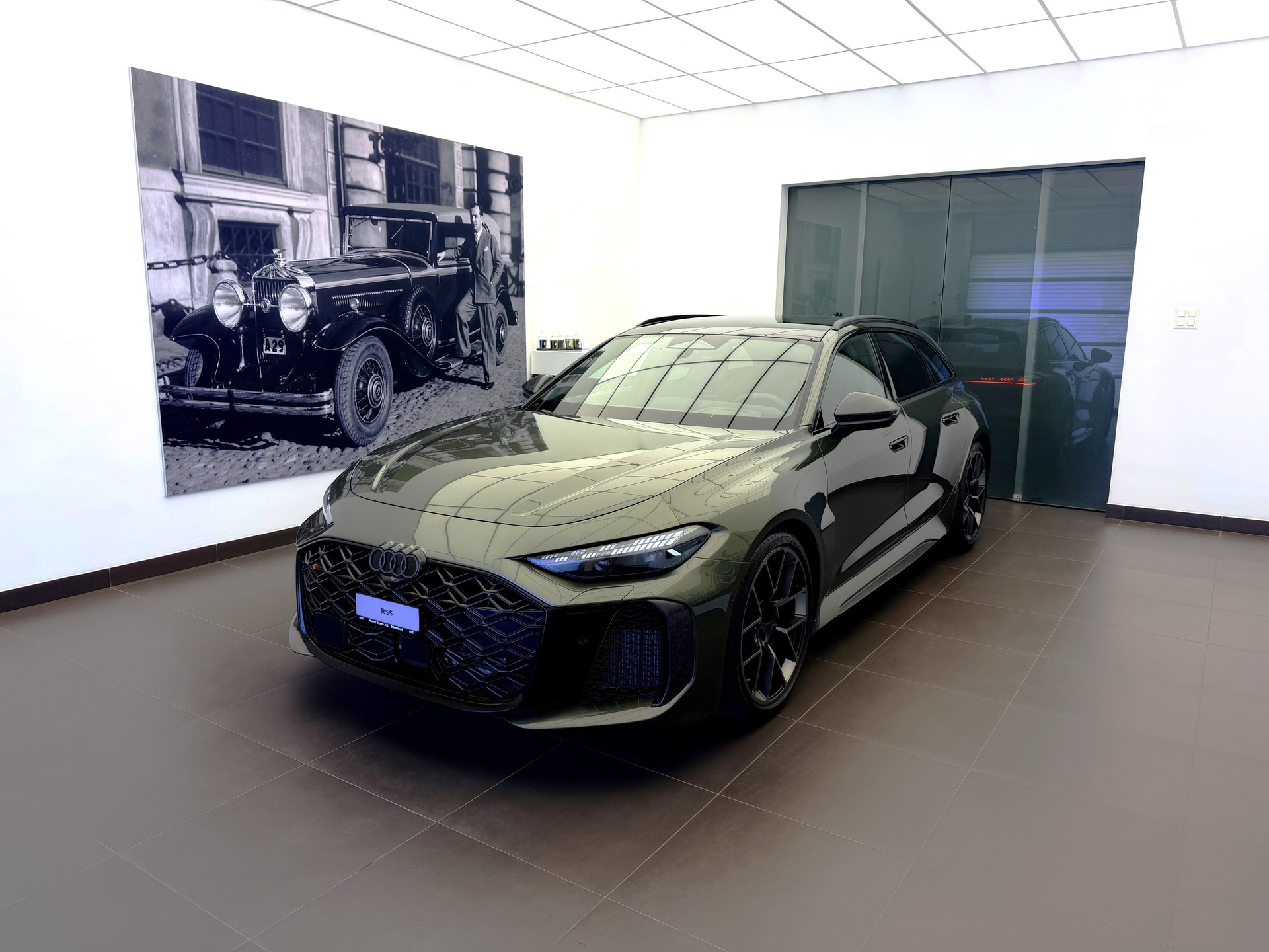 AUDI RS 5 Avant TFSI 470 kW Tiptronic quattro-image-0