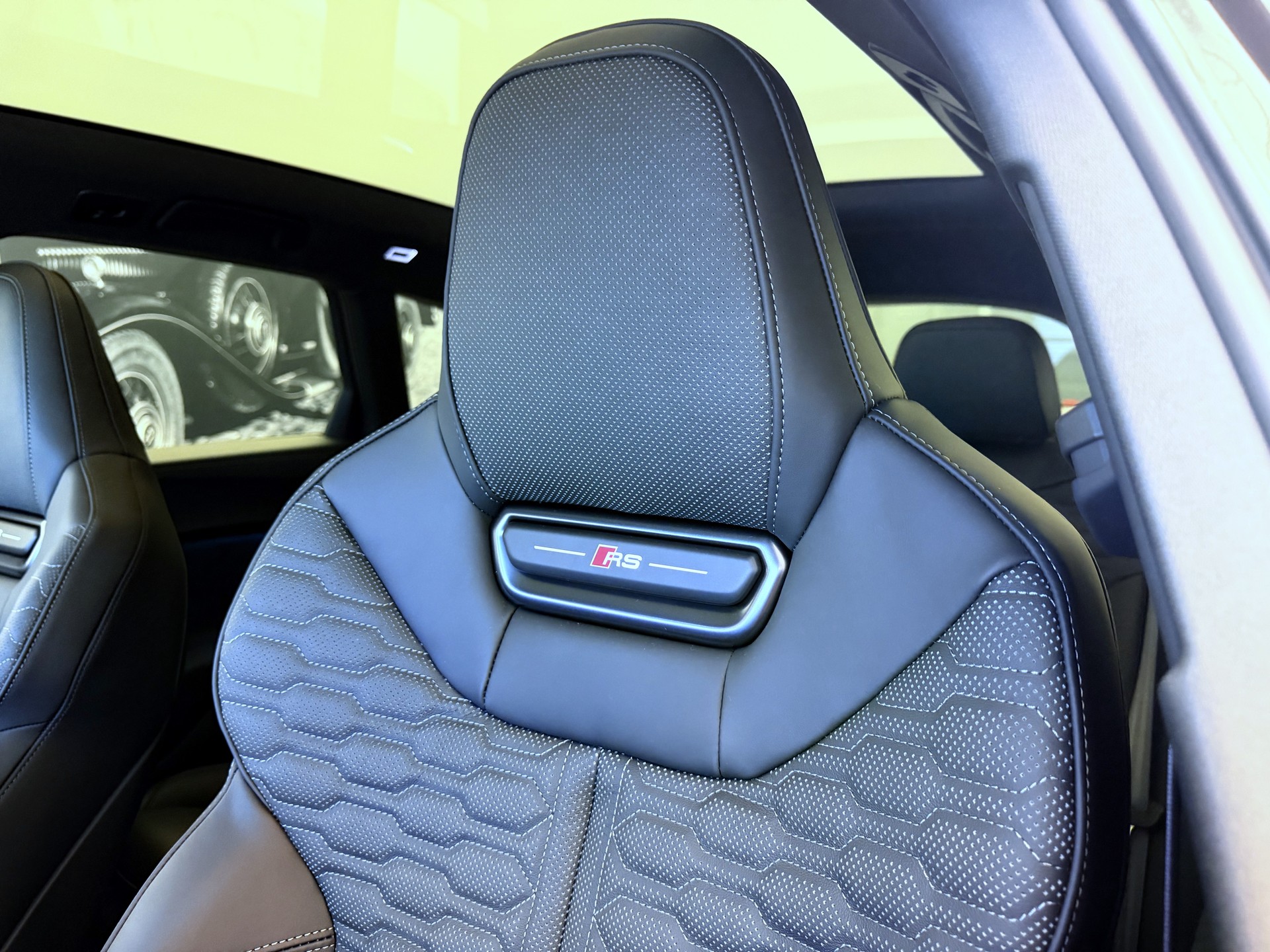 AUDI RS 5 Avant TFSI 470 kW Tiptronic quattro-image-7
