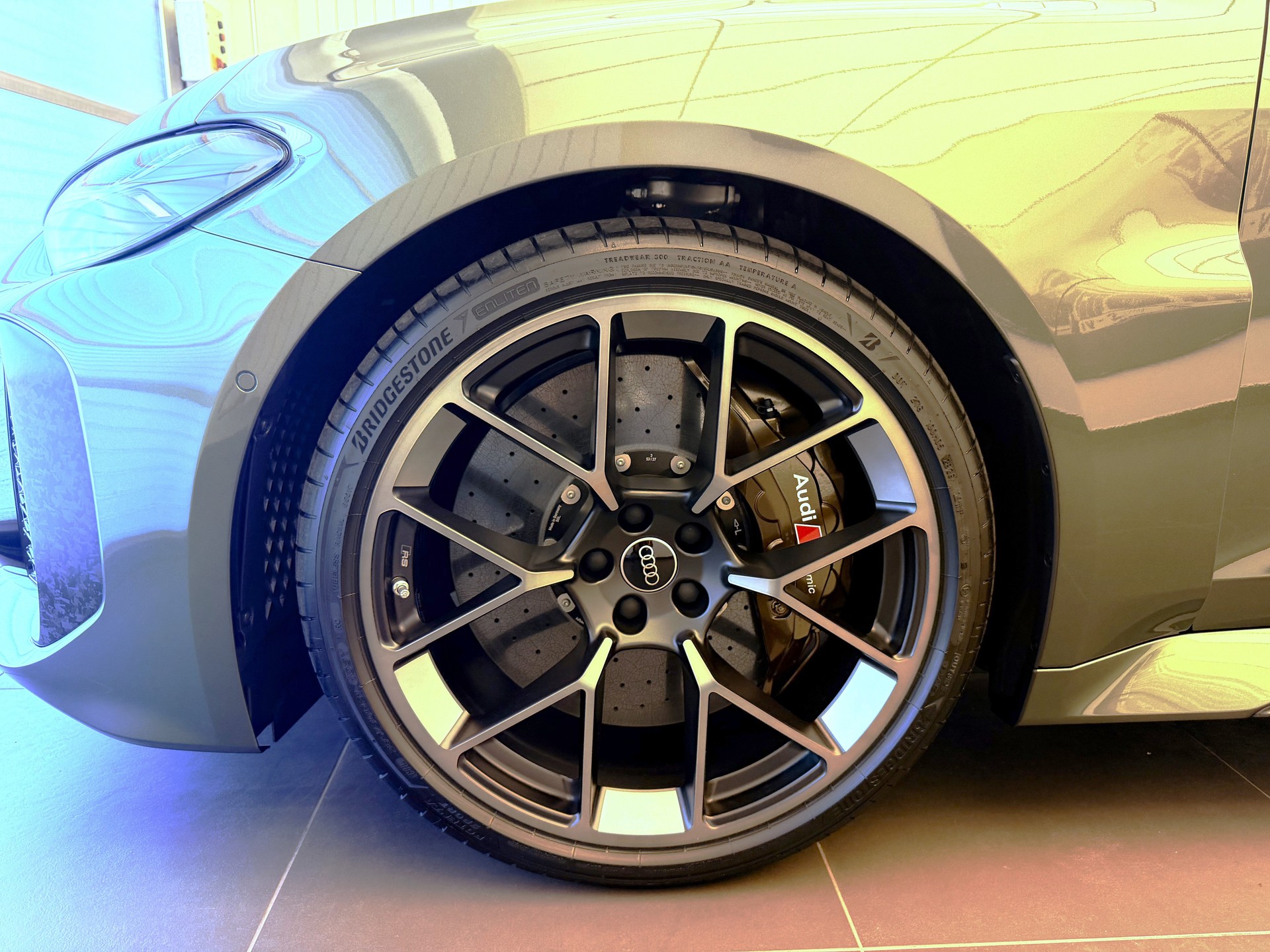 AUDI RS 5 Avant TFSI 470 kW Tiptronic quattro-image-3