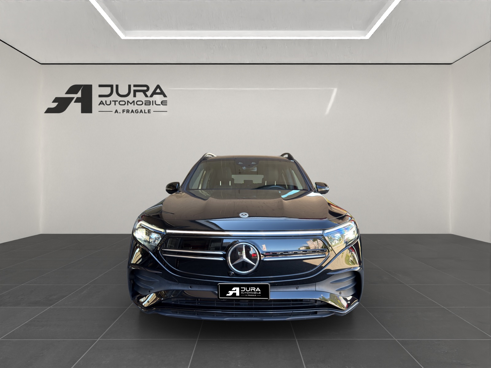 MERCEDES-BENZ EQB 350 AMG Line 4matic-image-2