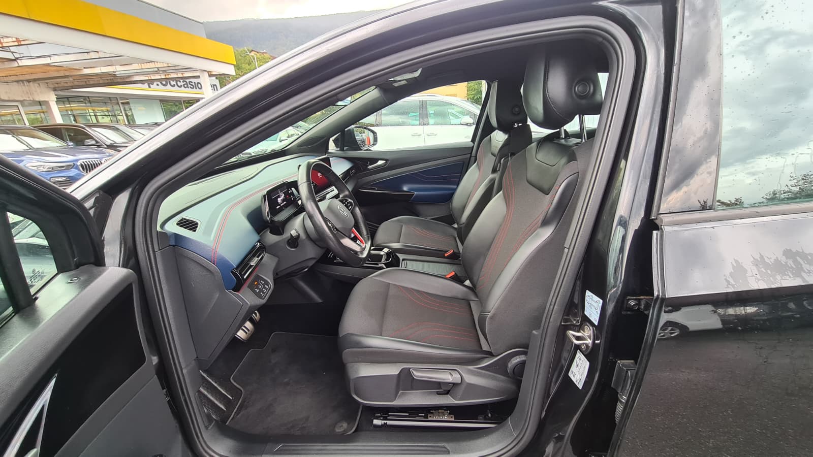 VW ID.4 GTX 77 kWh 4Motion ** 299 PS ** Teil-Leder ** Gr-Navi ** RF-Kamera ** Sitzheizung ** Anh-Kupplung 1200kg ** Ab MFK **-image-18