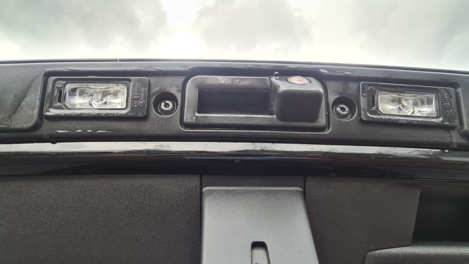 VW ID.4 GTX 77 kWh 4Motion ** 299 PS ** Teil-Leder ** Gr-Navi ** RF-Kamera ** Sitzheizung ** Anh-Kupplung 1200kg ** Ab MFK **-image-10