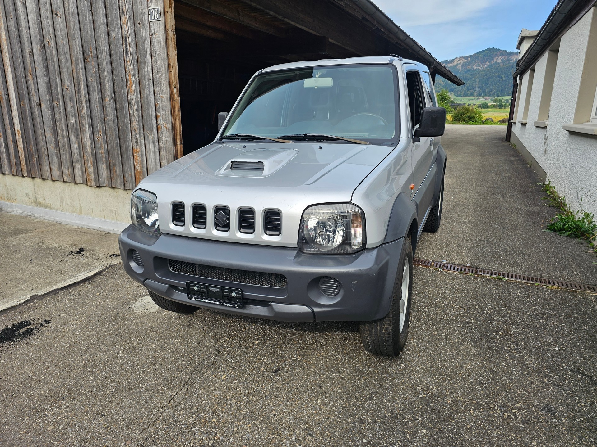 SUZUKI Jimny 1.5 Turbodiesel (JLX) GL Top-image-0