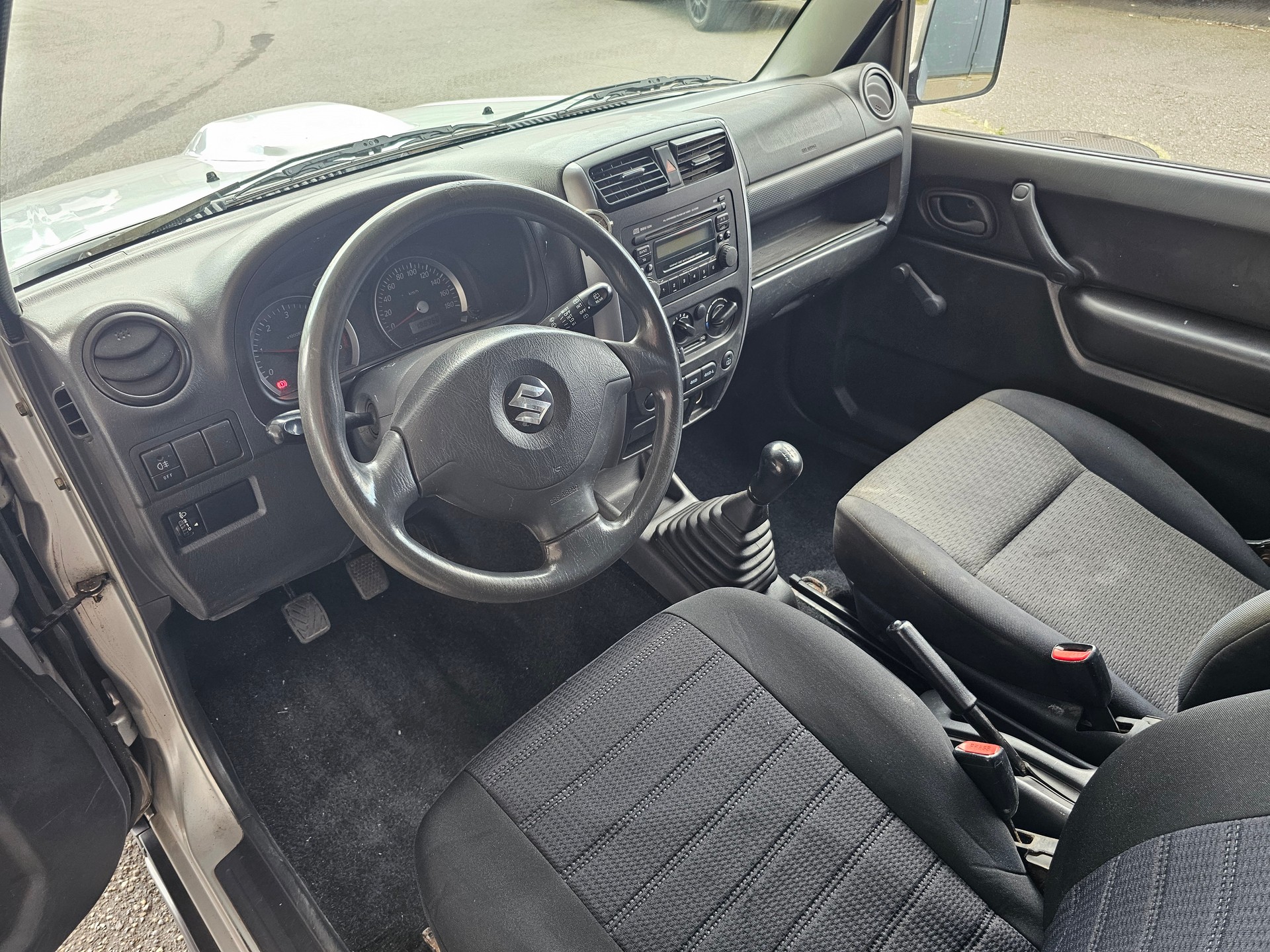 SUZUKI Jimny 1.5 Turbodiesel (JLX) GL Top-image-8