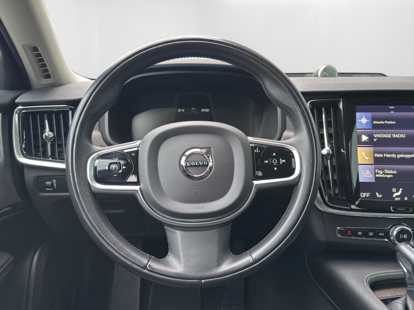 VOLVO V90 Cross Country 2.0 D5 Pro AWD-image-6