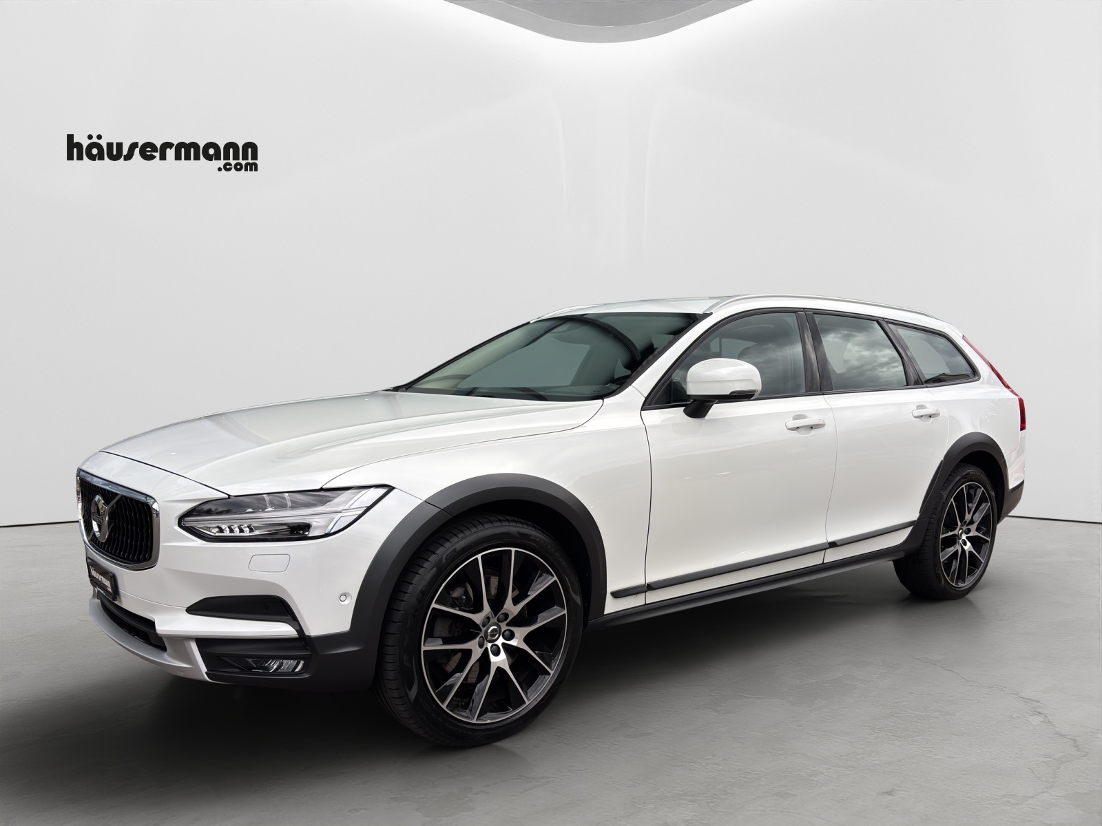 VOLVO V90 Cross Country 2.0 D5 Pro AWD