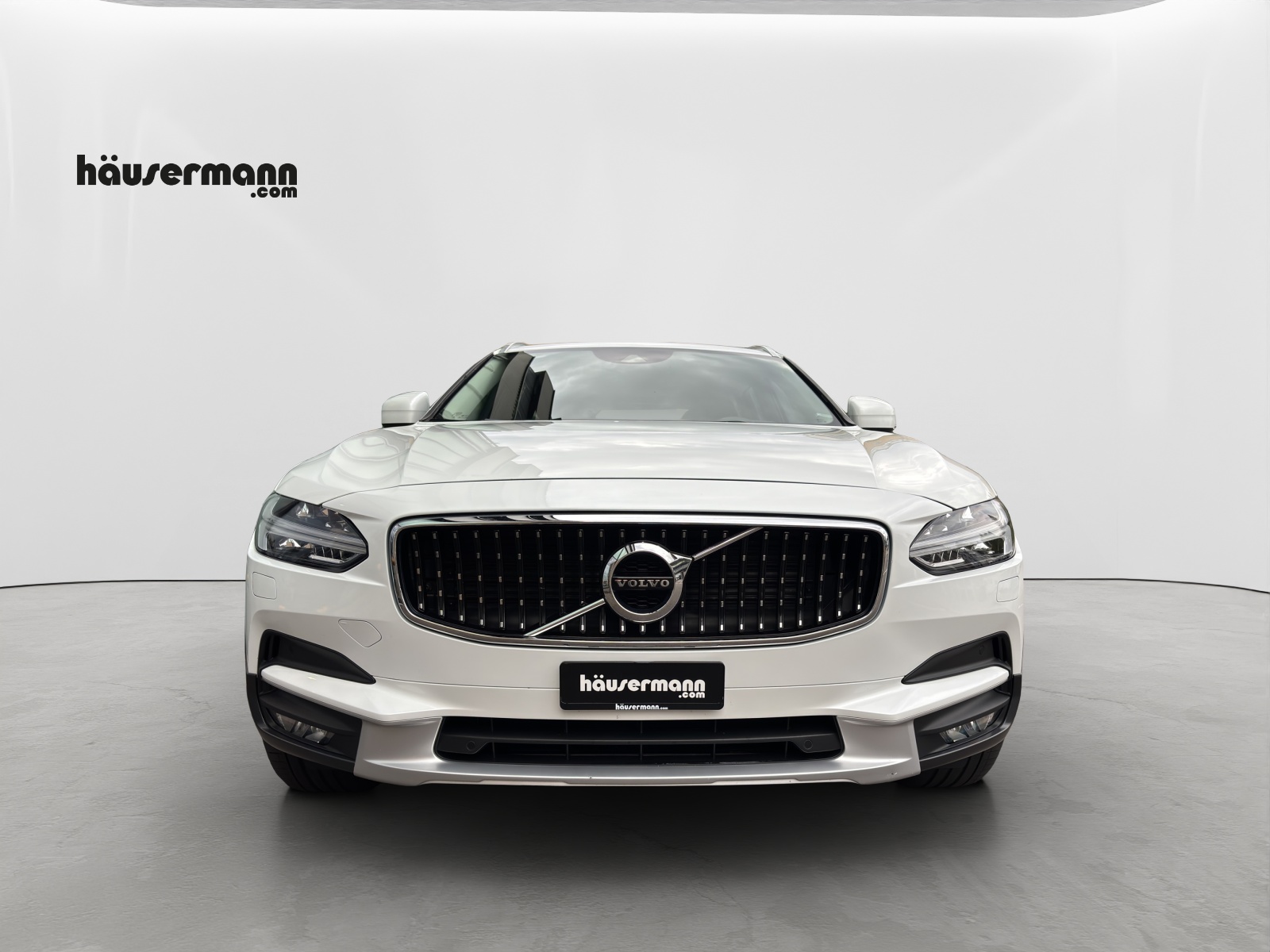 VOLVO V90 Cross Country 2.0 D5 Pro AWD-image-9