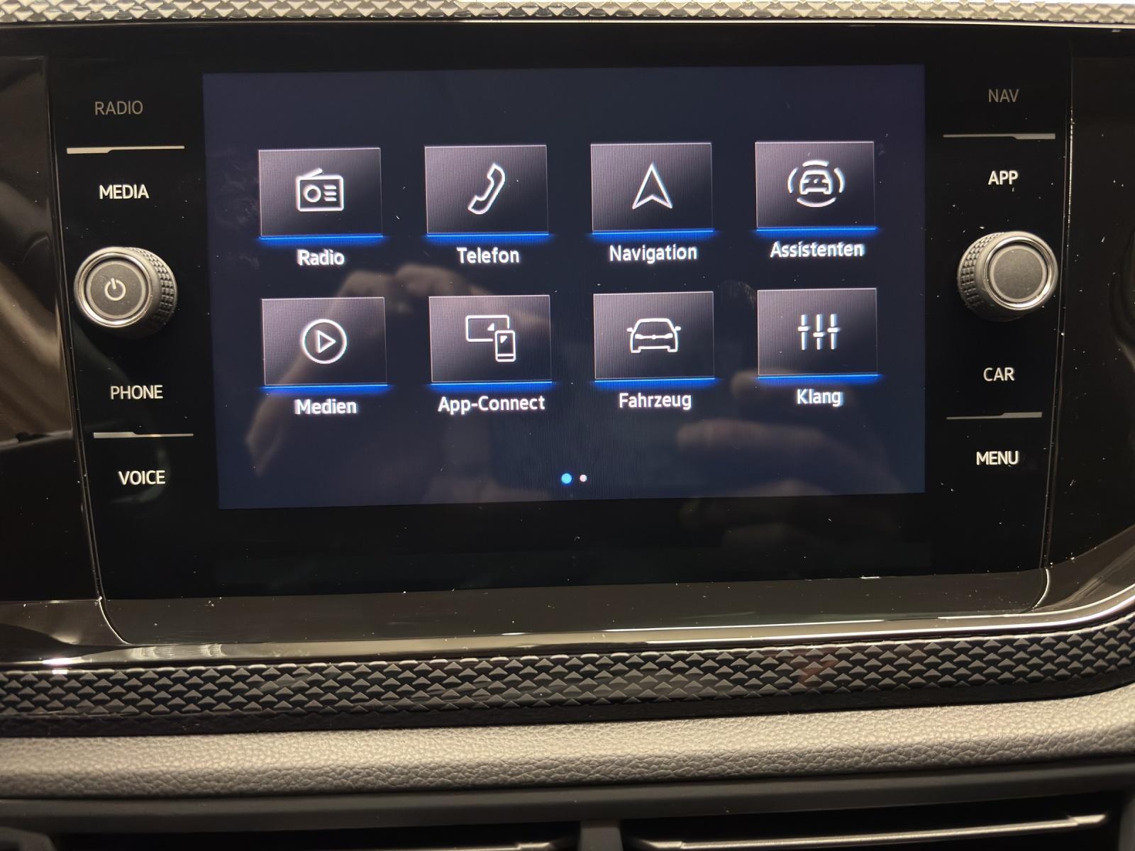 VW Taigo 1.0 TSI Life DSG-image-11