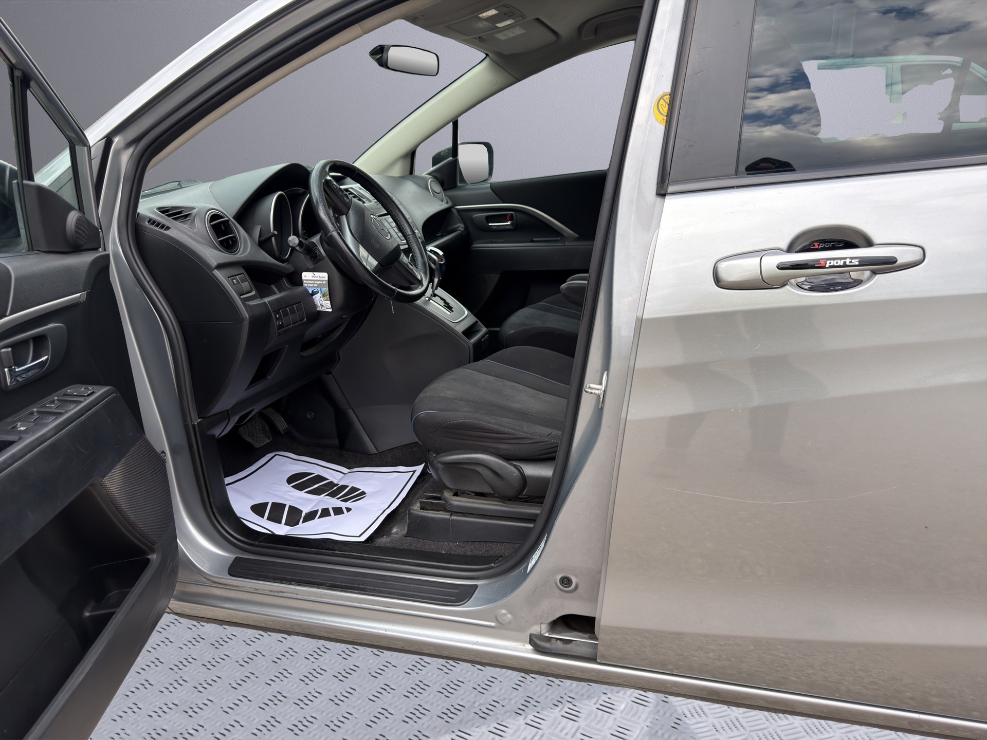 MAZDA 5 2.0 16V Sport Activematic-image-6