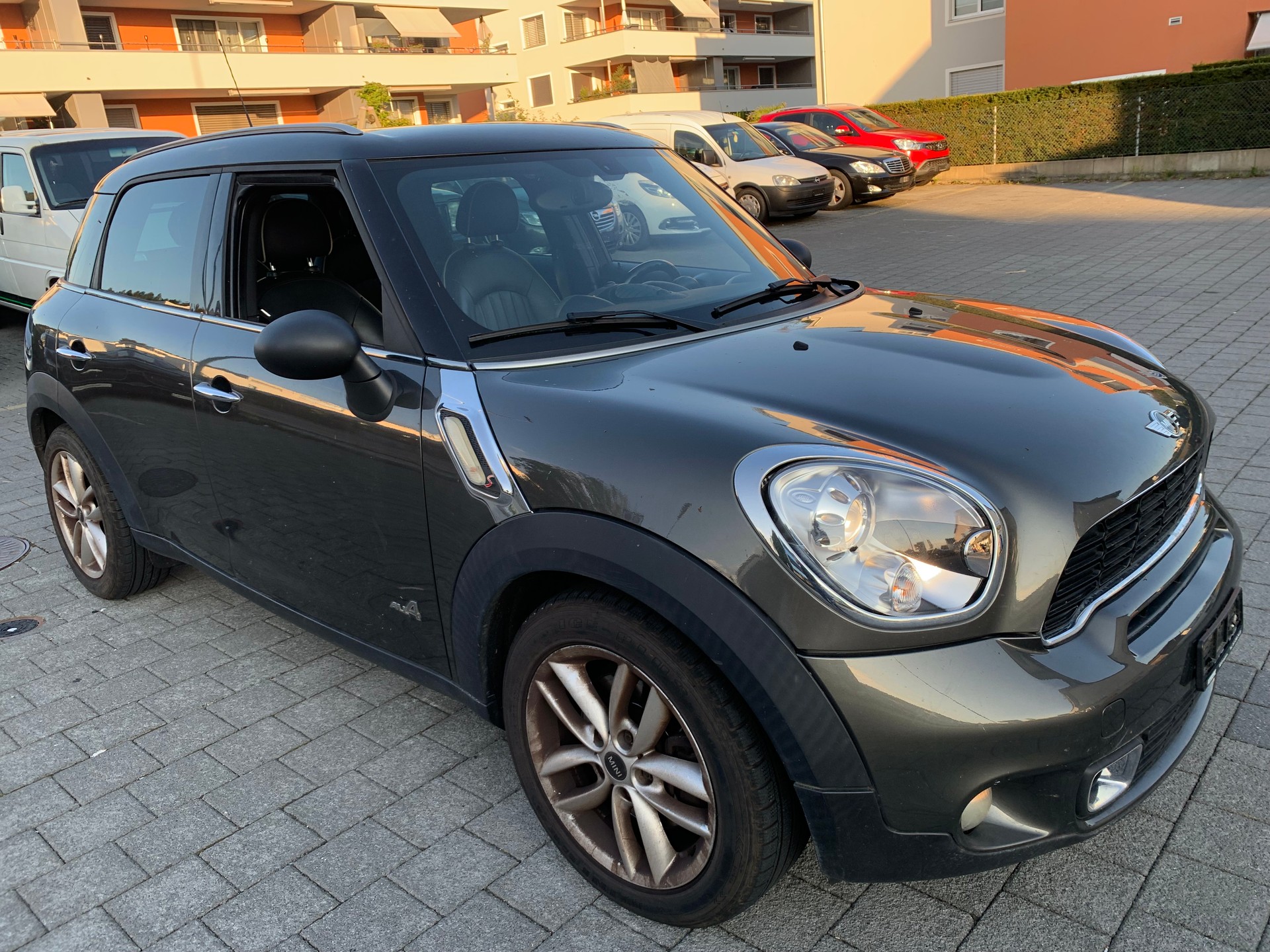 MINI Countryman Cooper S ALL4 Steptronic-image-1