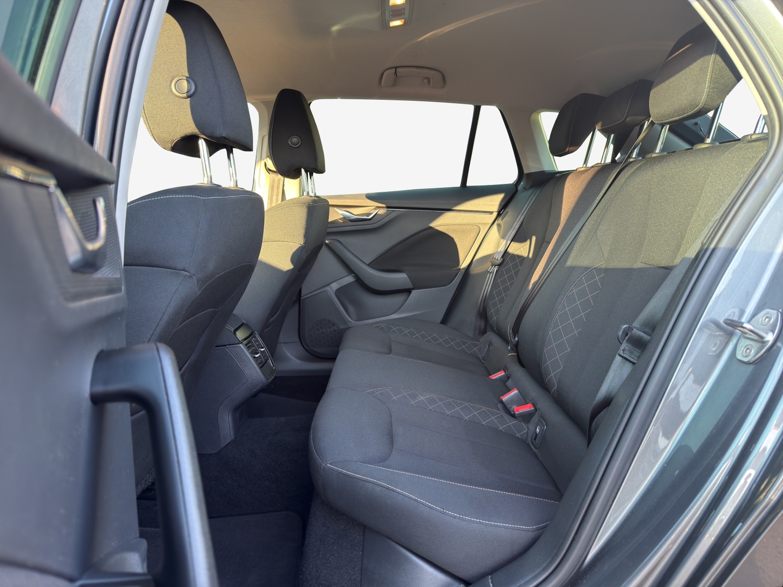 SKODA Scala 1.0 TSI Ambition-image-11
