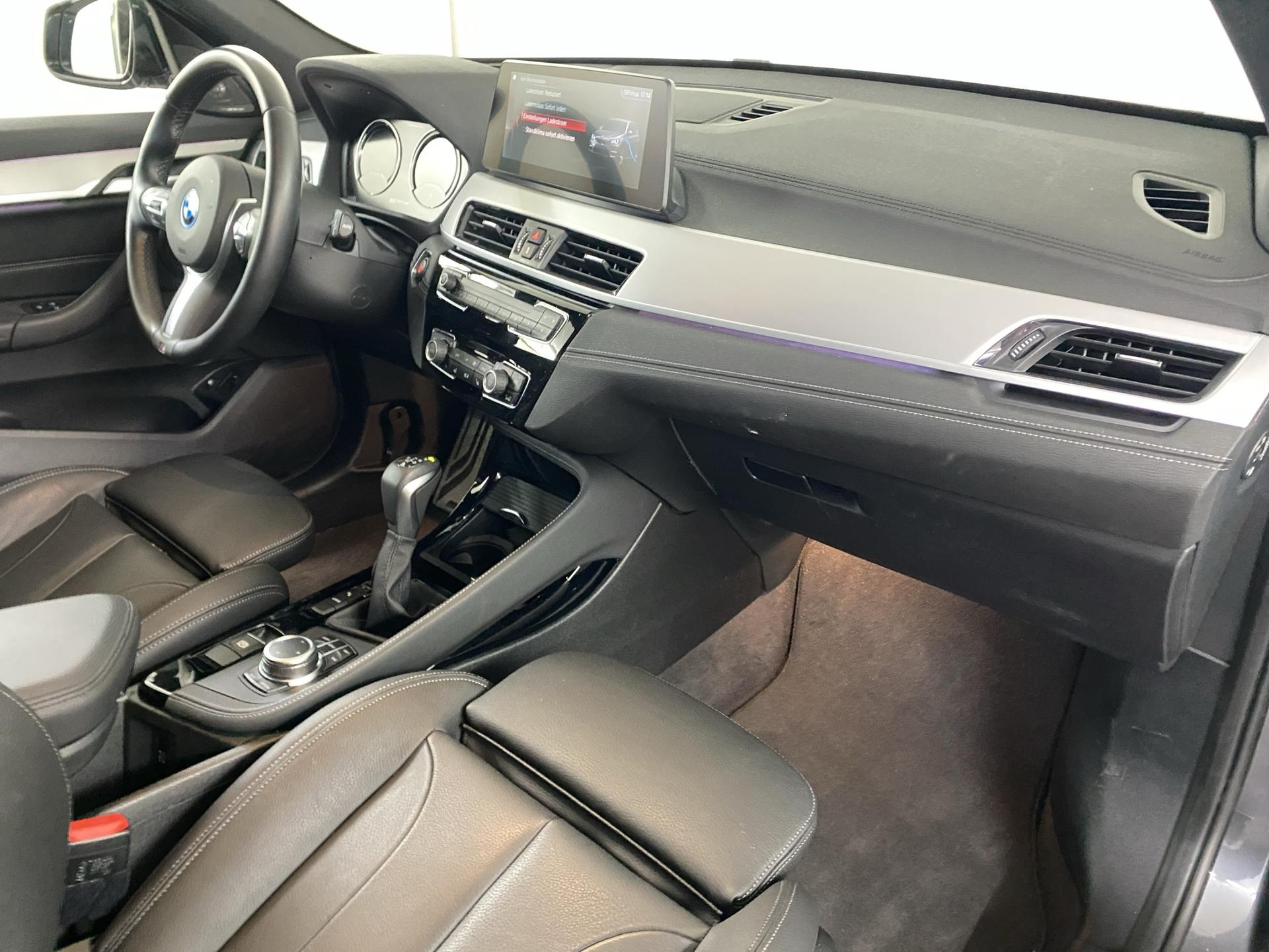 BMW X1 xDrive 25e M Sport Steptronic-image-19