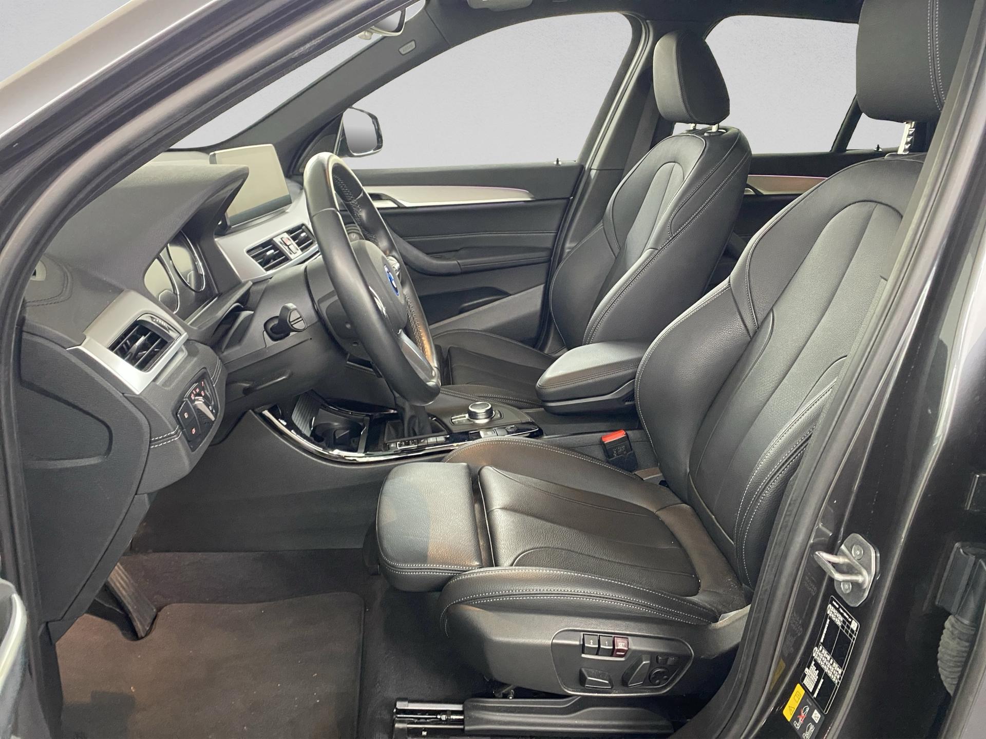 BMW X1 xDrive 25e M Sport Steptronic-image-8