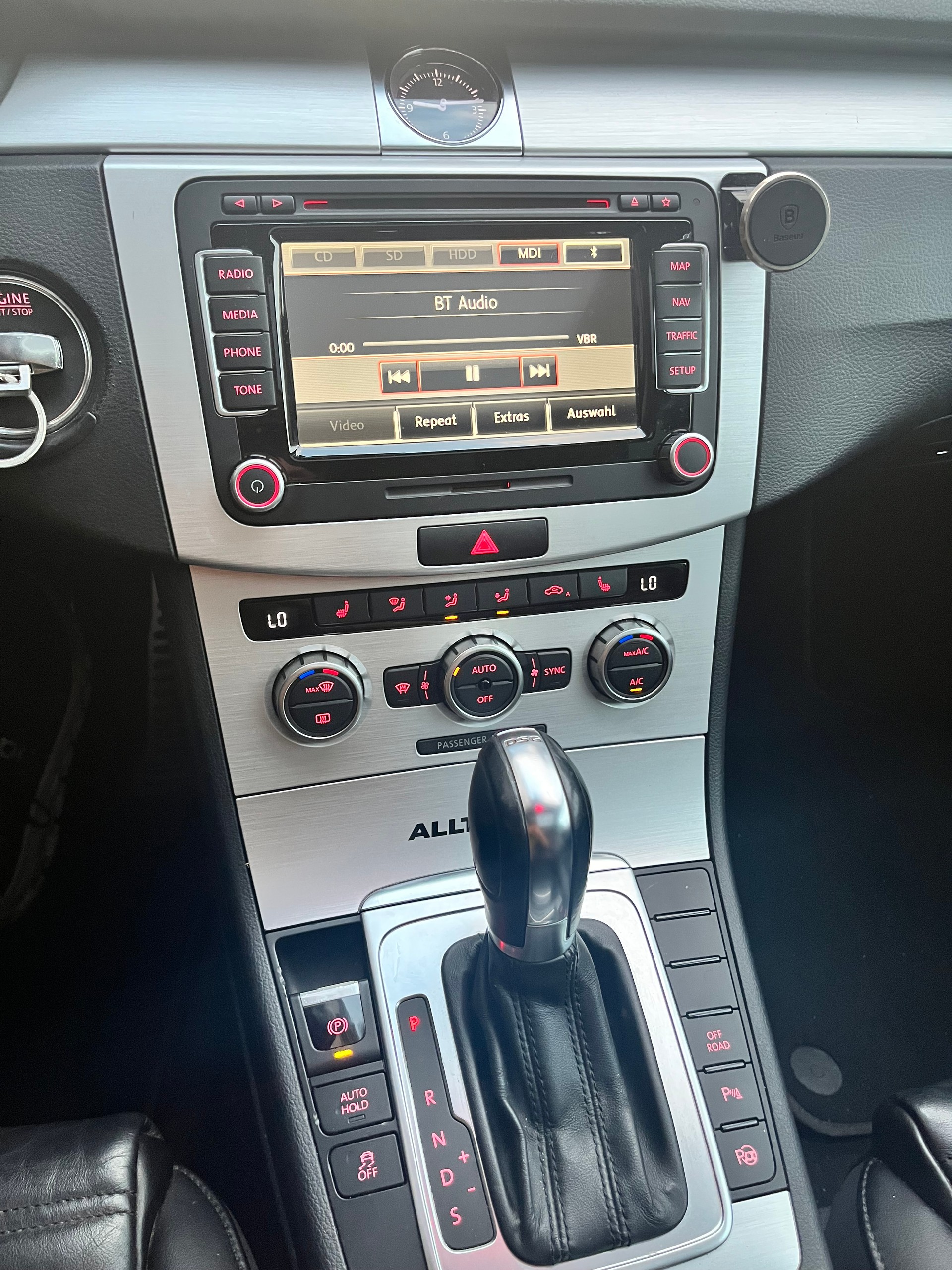 VW Passat Alltrack 4 Motion-image-4