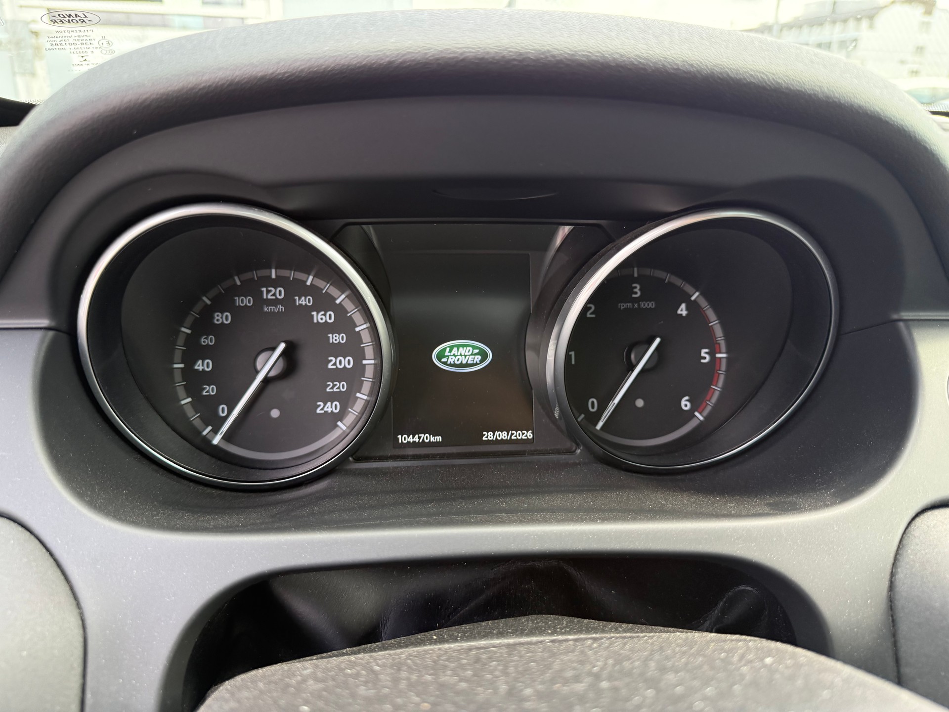 LAND ROVER Discovery Sport 2.0 TD4 SE AT9-image-13