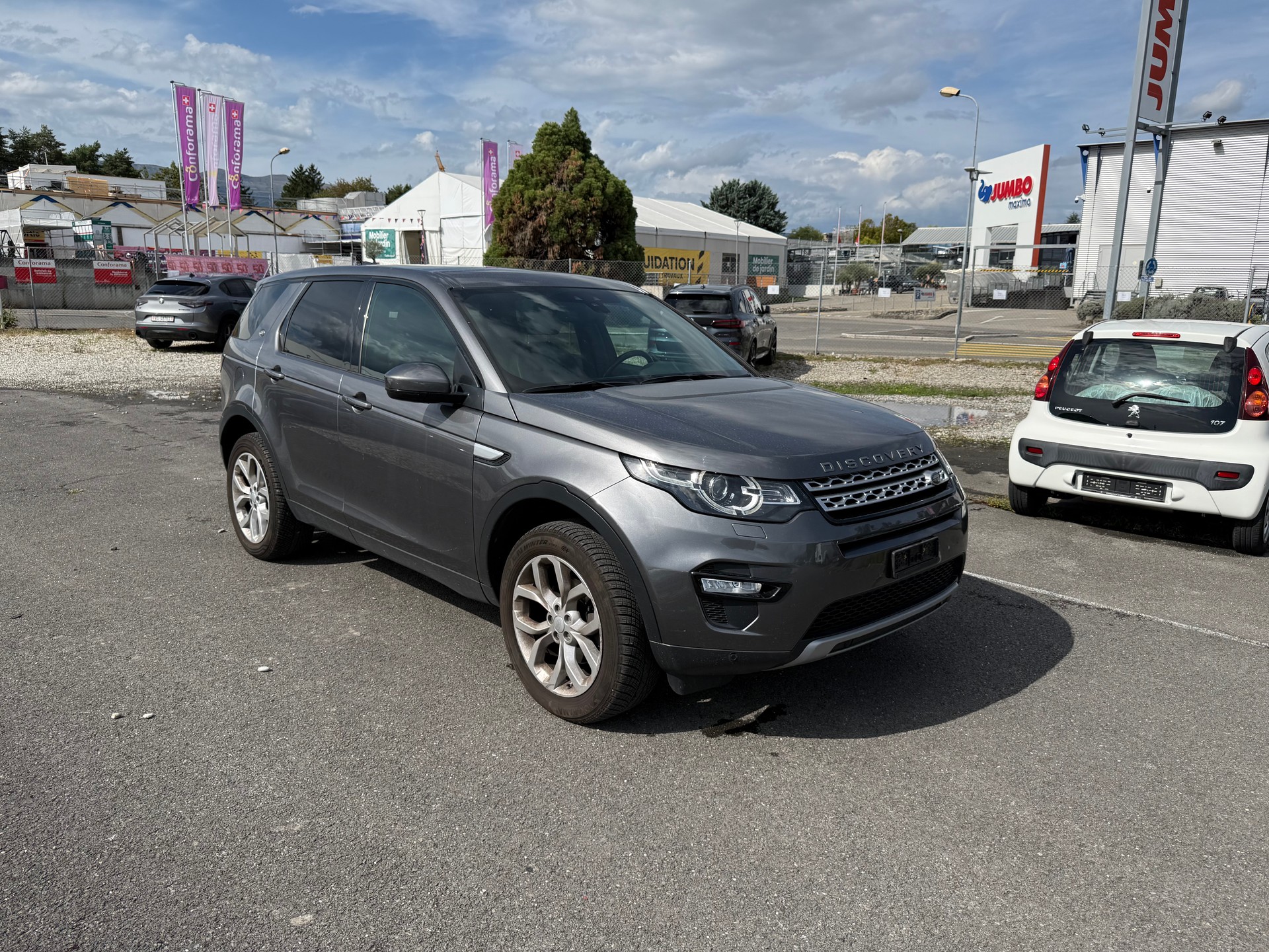 LAND ROVER Discovery Sport 2.0 TD4 SE AT9-image-2