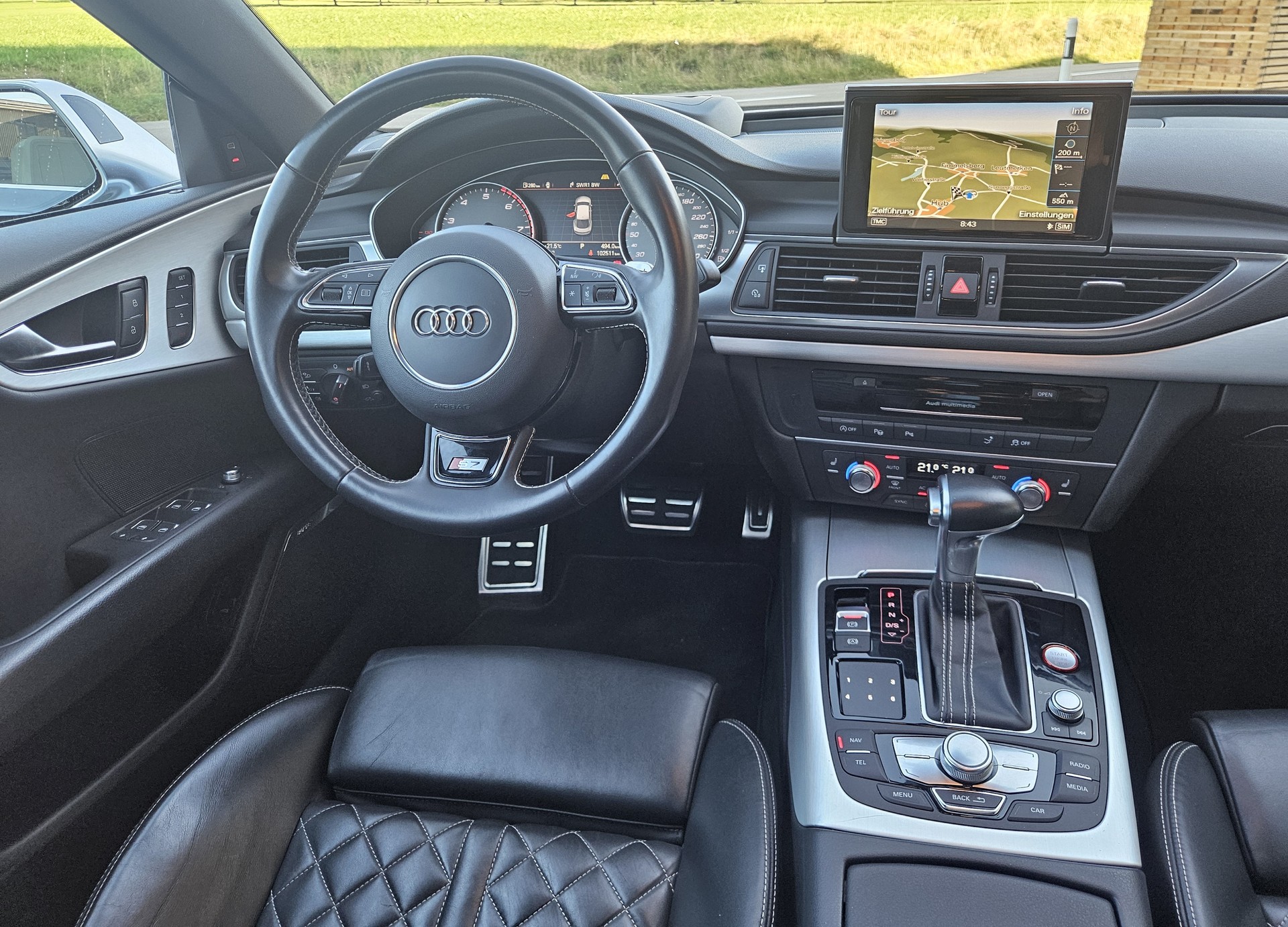 AUDI S7 Sportback 4.0 TFSI V8 quattro S-tronic-image-10