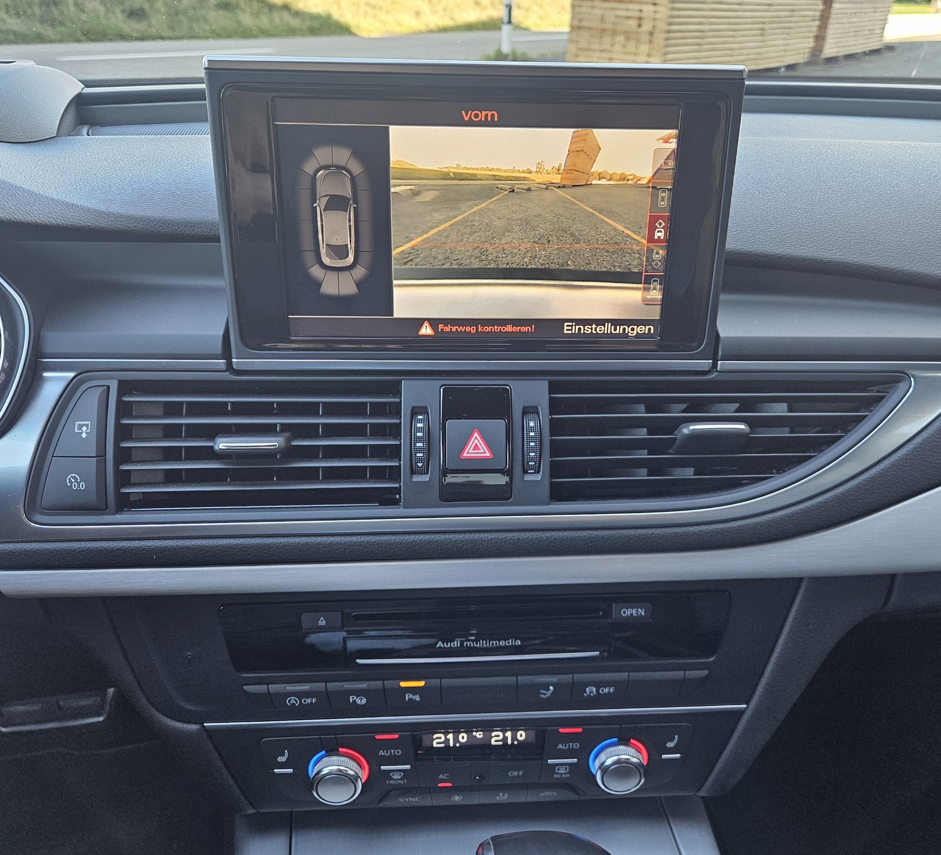 AUDI S7 Sportback 4.0 TFSI V8 quattro S-tronic-image-11