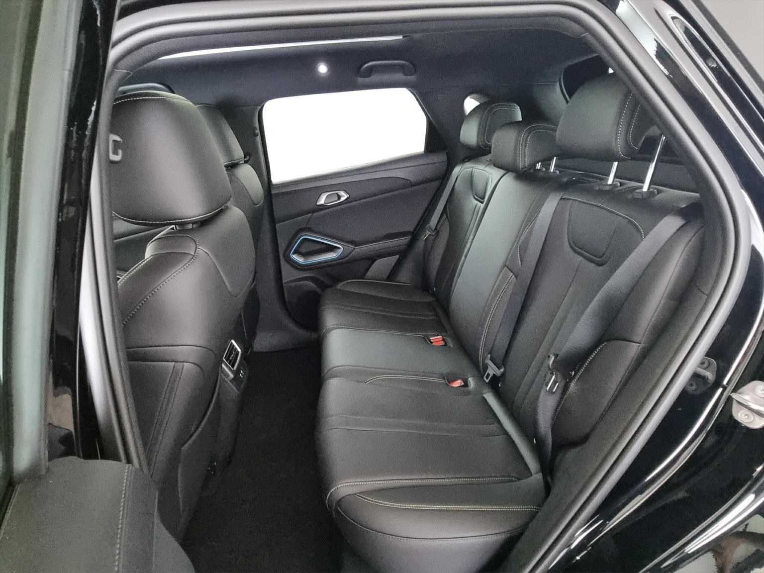 BYD Atto 2 DM-i Boost FWD-image-6